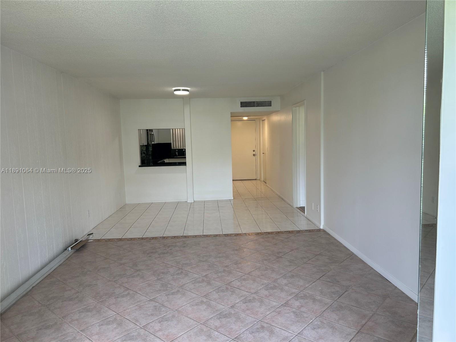 LIVE OAK CONDO FIVE - Residential Lease