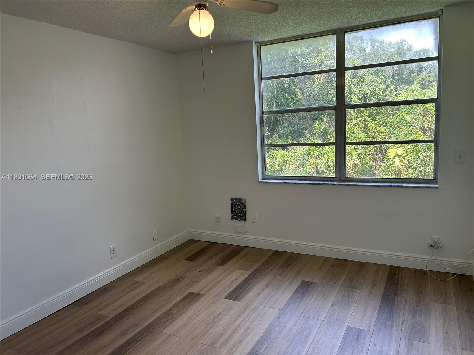 LIVE OAK CONDO FIVE - Residential Lease