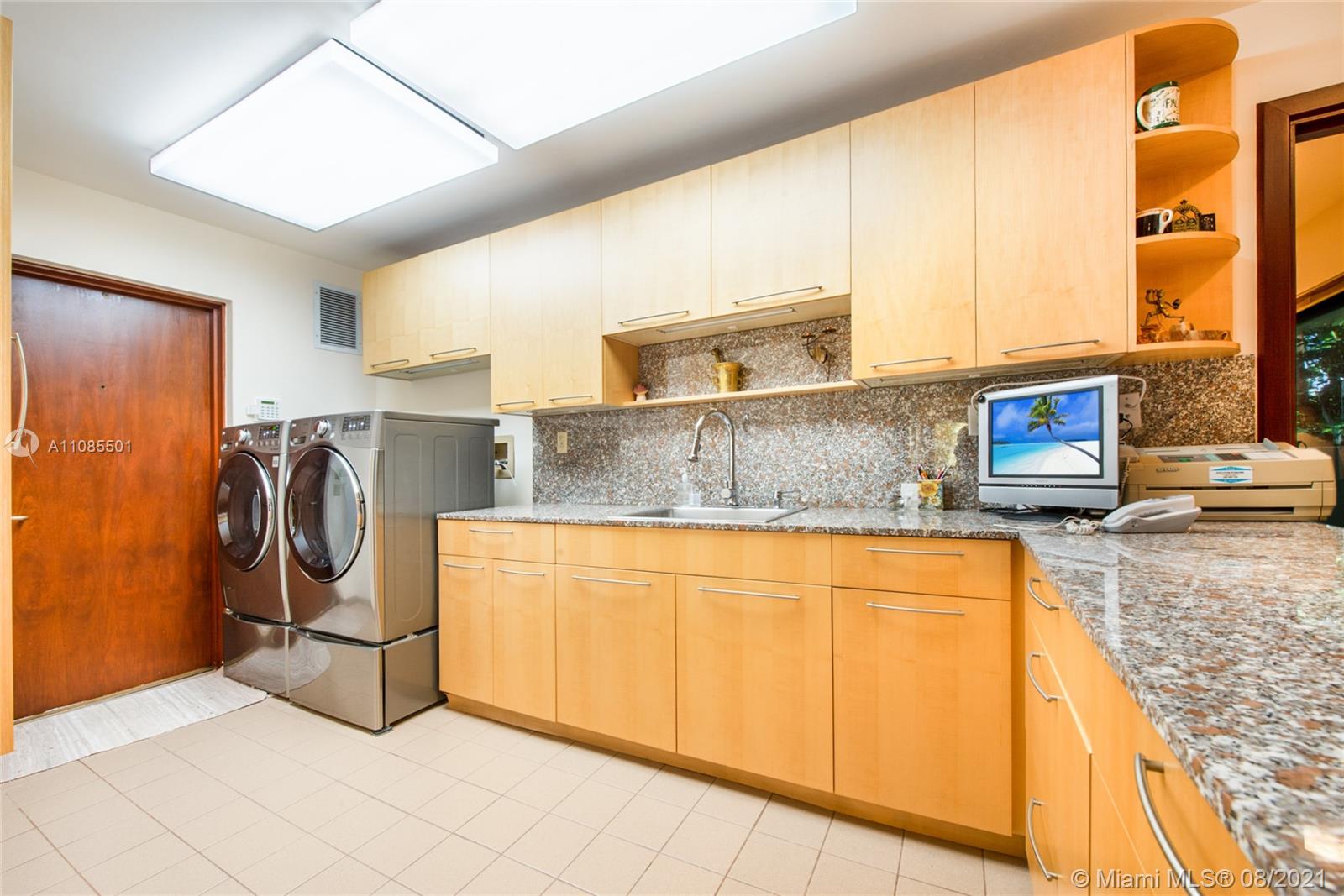 1STAADD HAMMOCK LAKE 2 - Residential