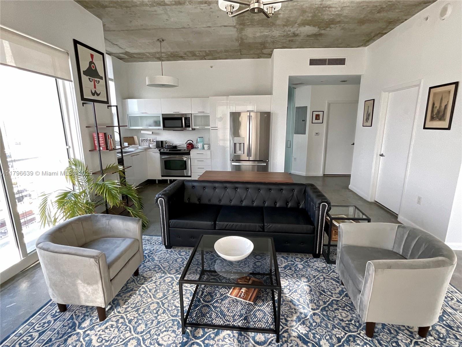 133 NE 2nd Ave 3319