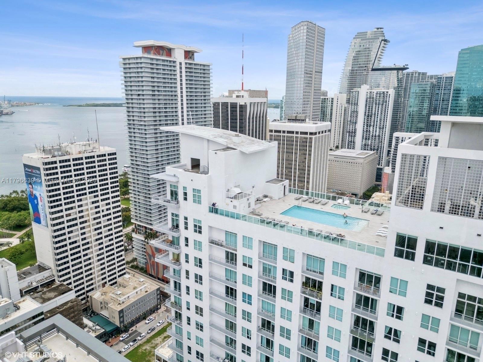 133 Ne 2nd Ave 3319, Miami, Broward County, Florida - 2 Bedrooms  
2 Bathrooms - 