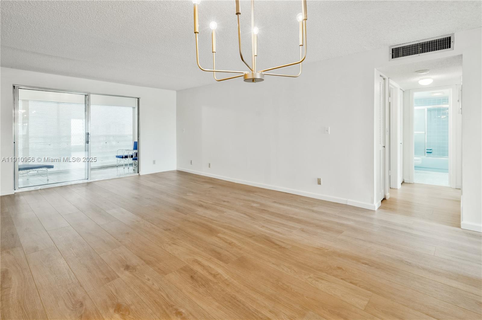 MEADOWBROOK LAKES VIEW CO - Residential Lease