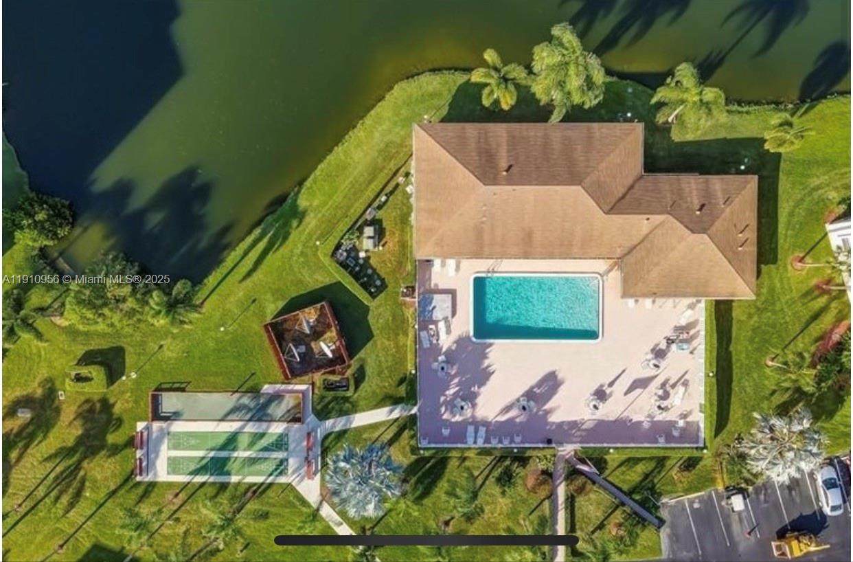 MEADOWBROOK LAKES VIEW CO - Residential Lease