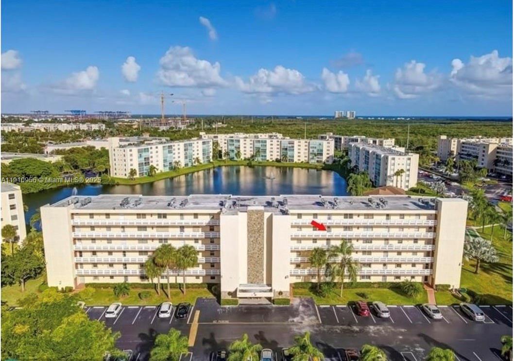 MEADOWBROOK LAKES VIEW CO - Residential Lease