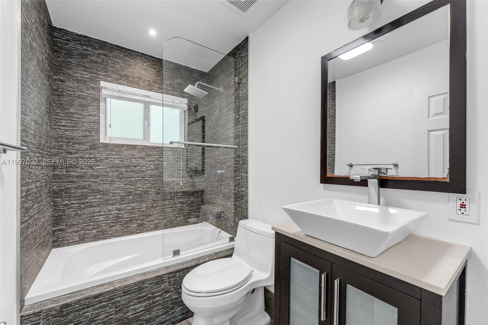 SOUTHERN ESTS 2ND ADDN - Residential Lease