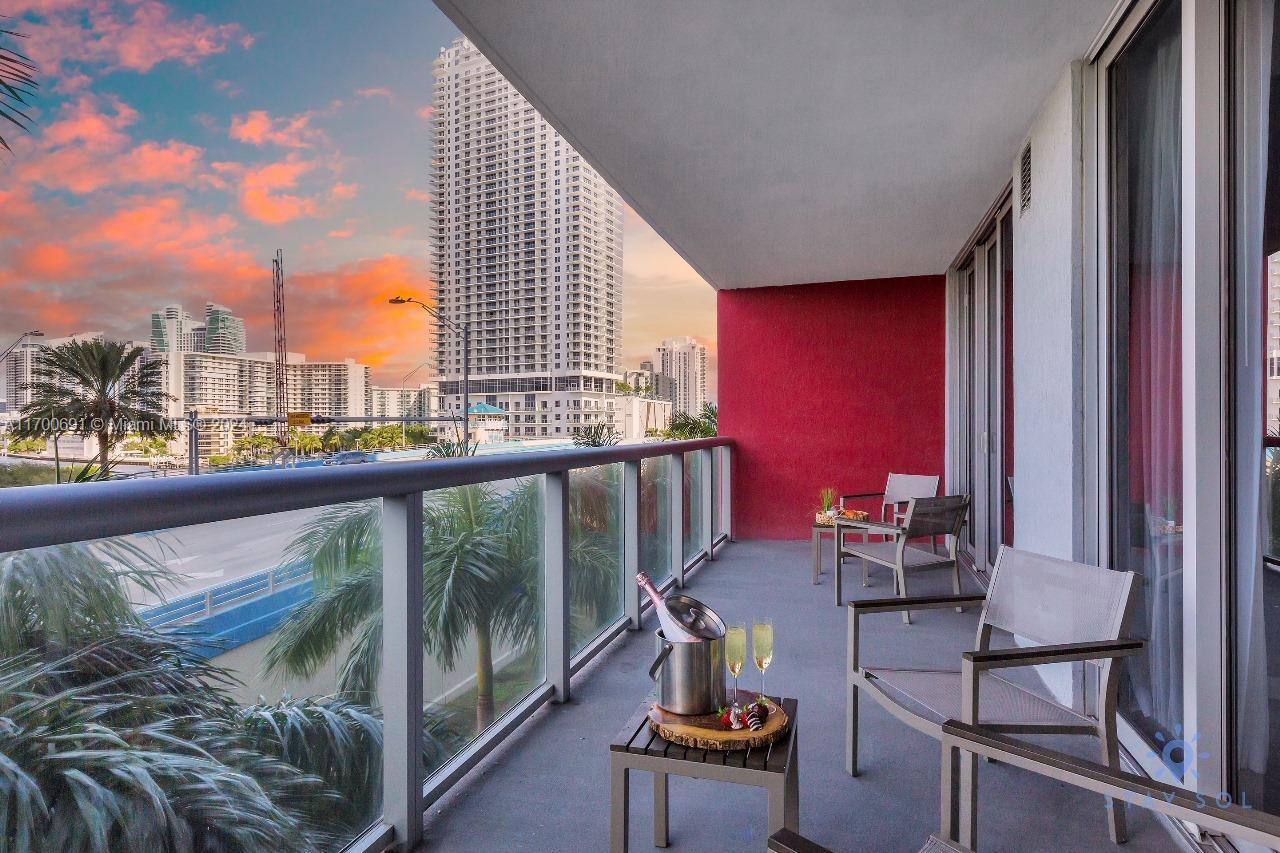 BEACHWALK CONDOMINIUM - Residential