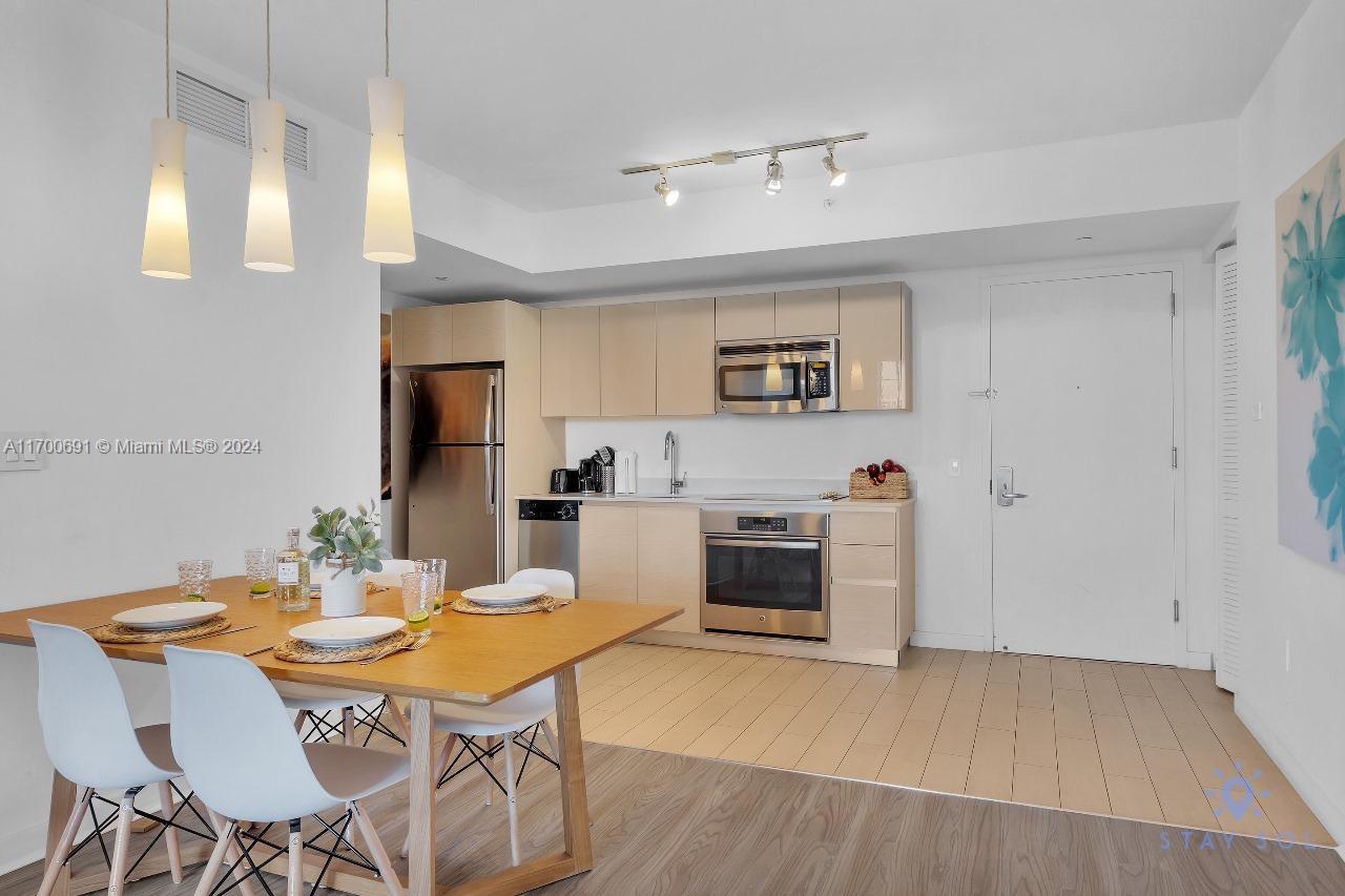 BEACHWALK CONDOMINIUM - Residential