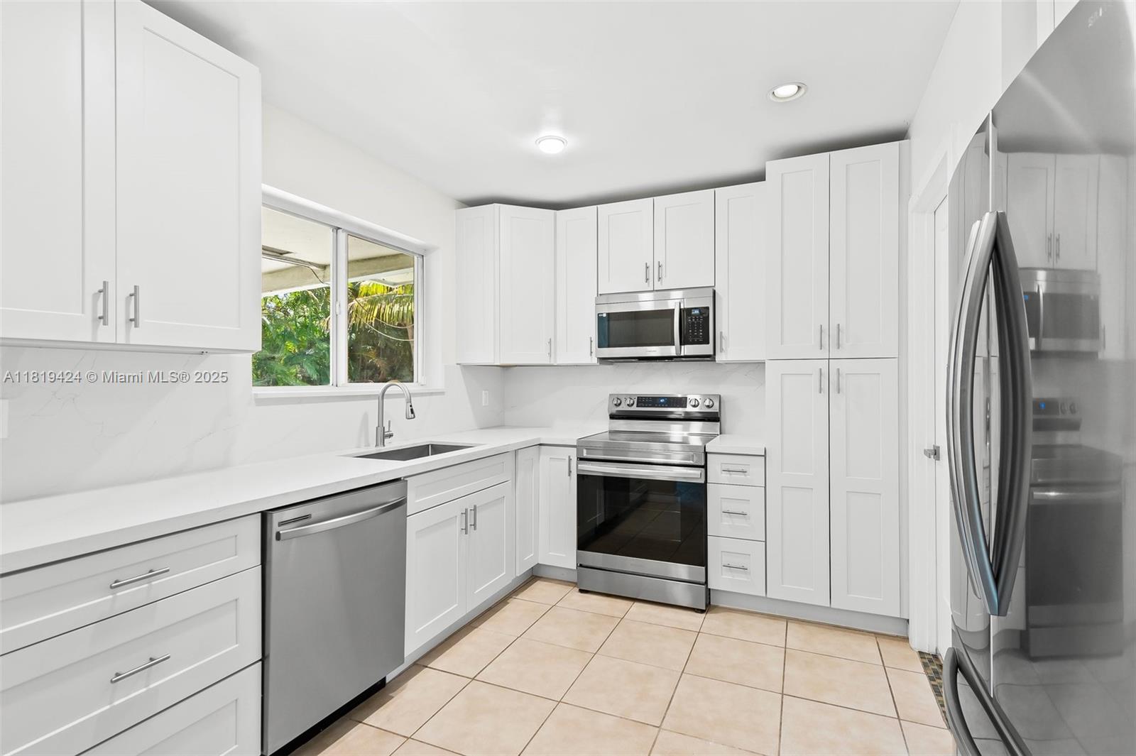 1760 SW 32nd Ct