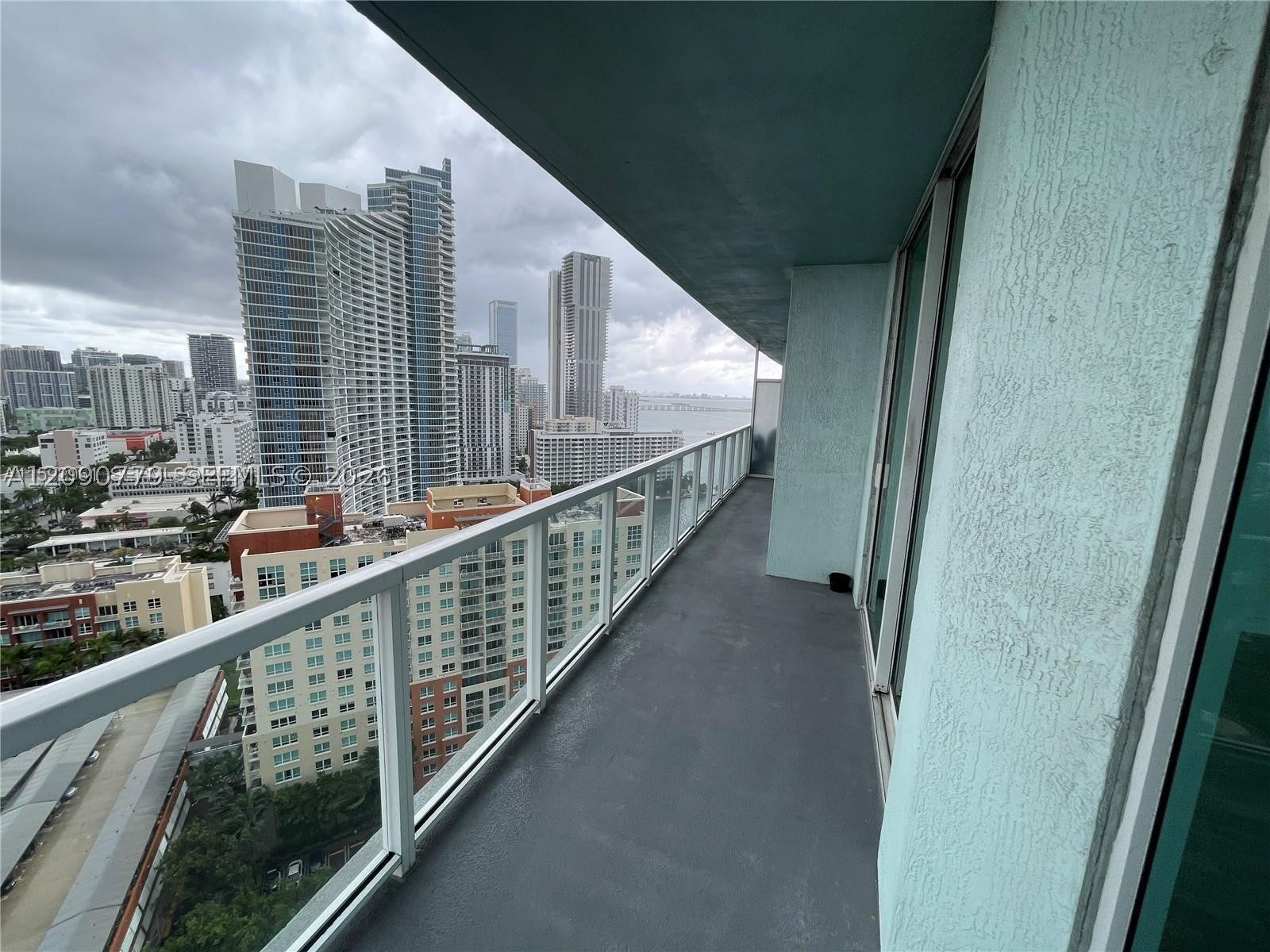 1900 N Bayshore Dr 2318