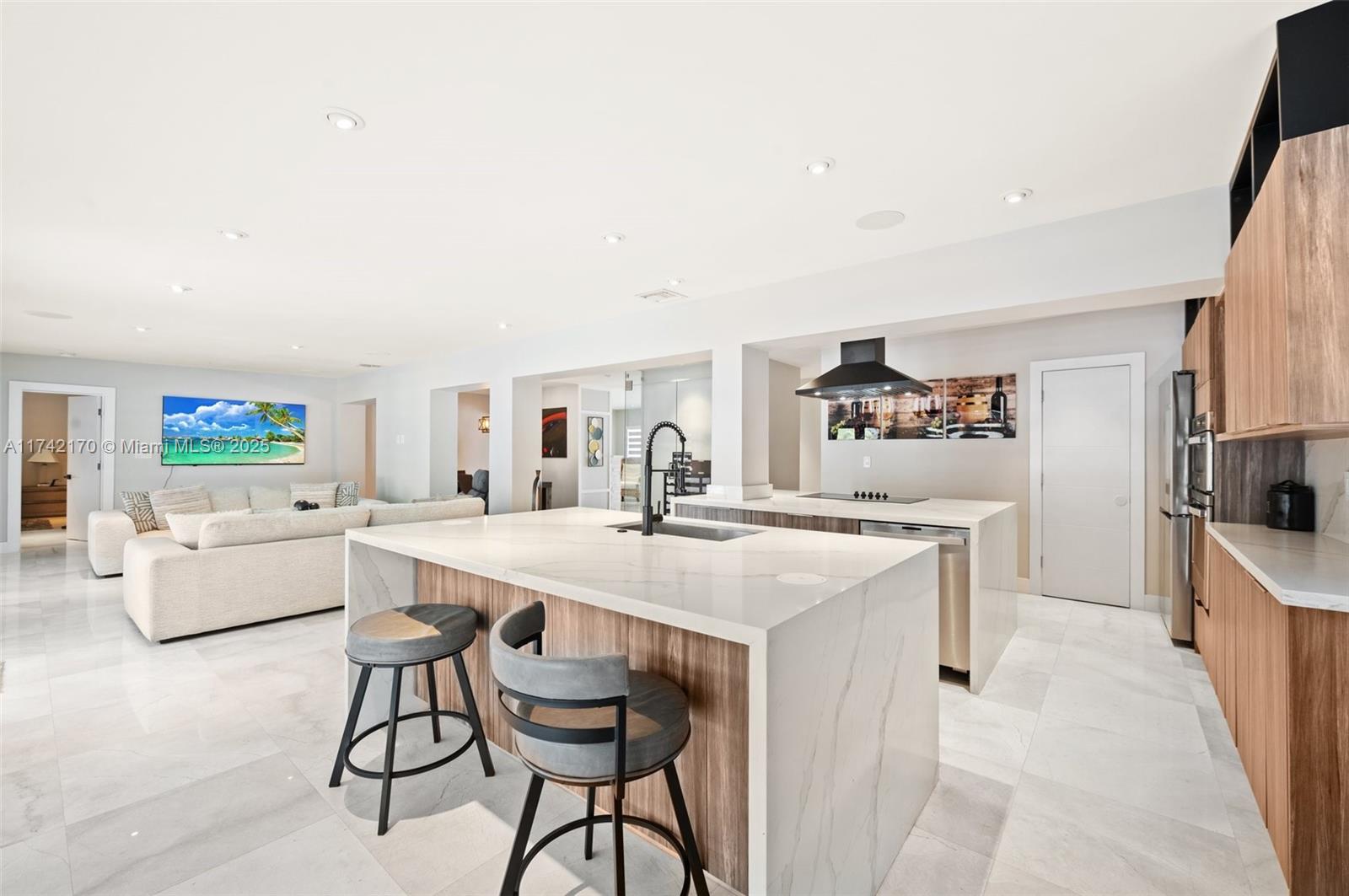 MIAMI SHORES SEC 1 AMD - Residential