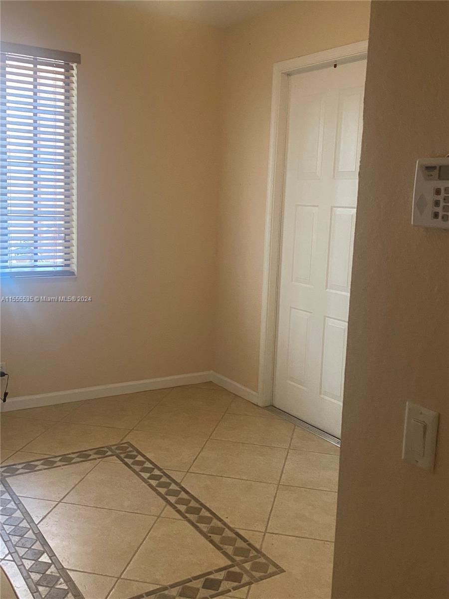 LEGENDS AT WESTON HILLS - Residential Lease