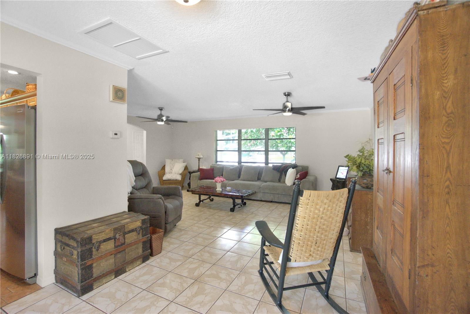 PGA NATIONAL GOLF CLUB ES - Residential Lease