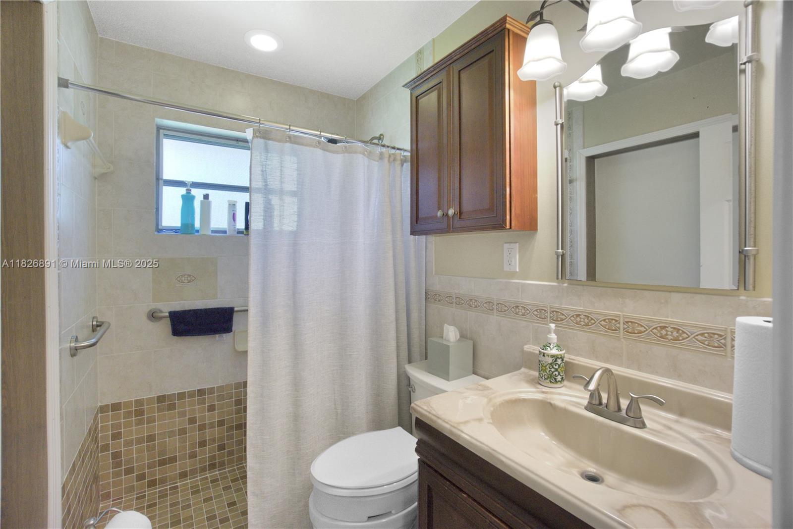 PGA NATIONAL GOLF CLUB ES - Residential Lease