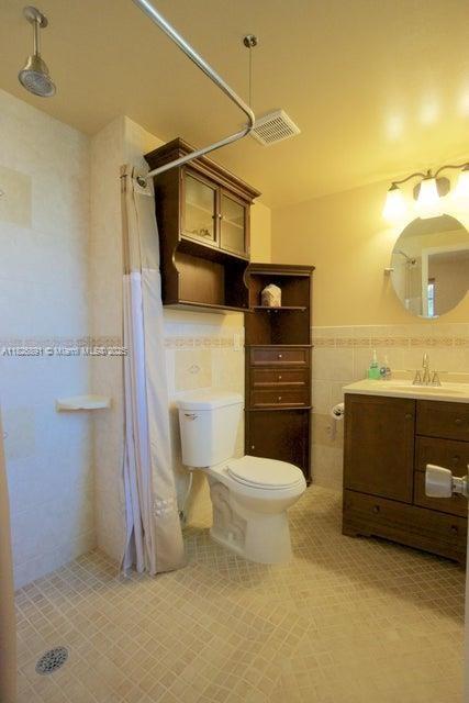 PGA NATIONAL GOLF CLUB ES - Residential Lease