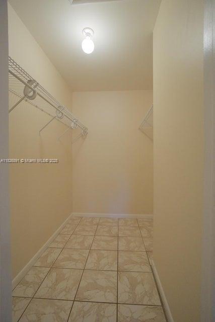 PGA NATIONAL GOLF CLUB ES - Residential Lease