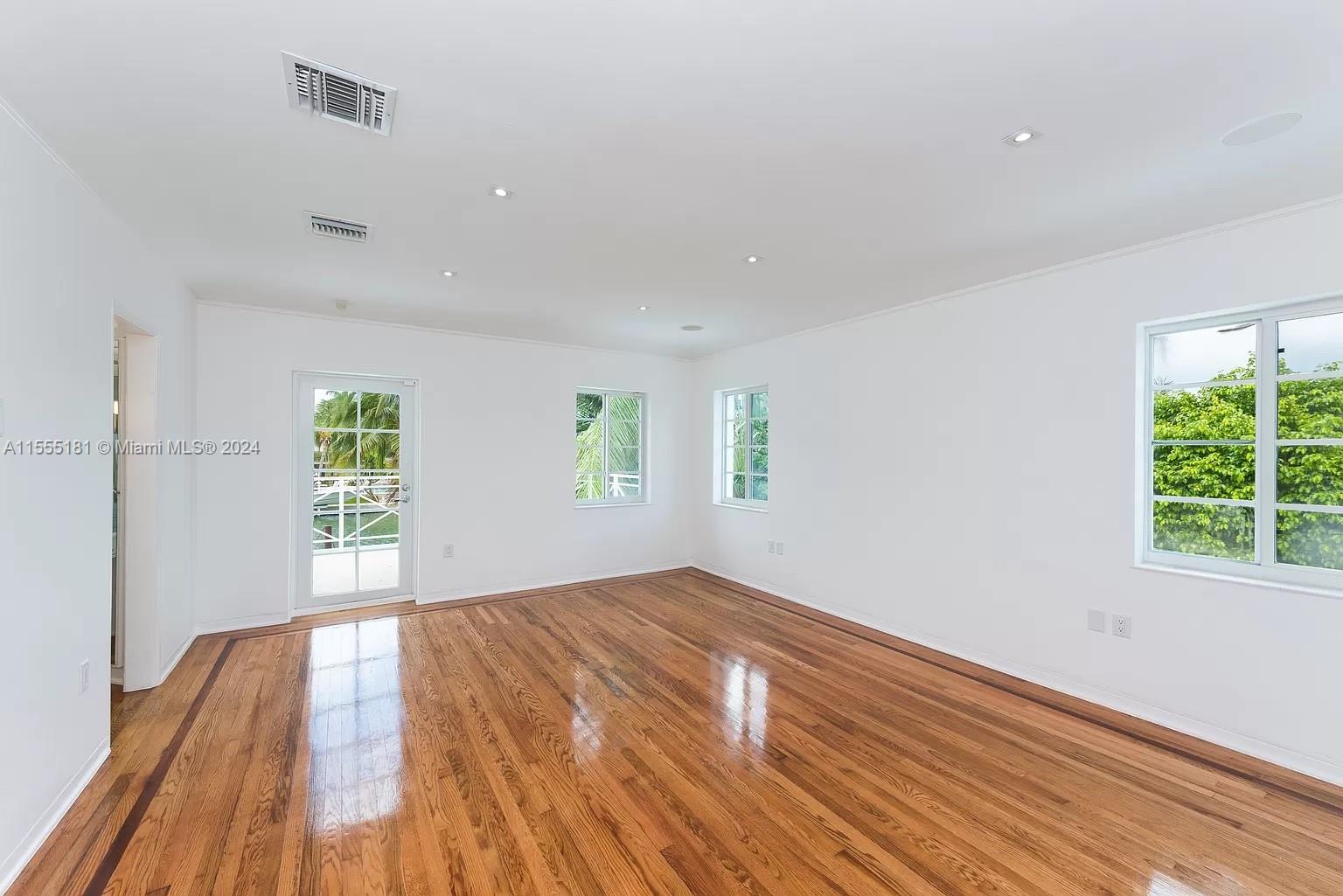 SUNSET ISLANDS-ISLAND NO - Residential Lease