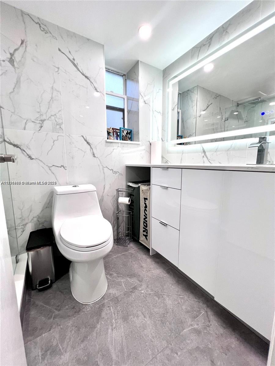 VILLA DORADA CONDO NO 2 - Residential