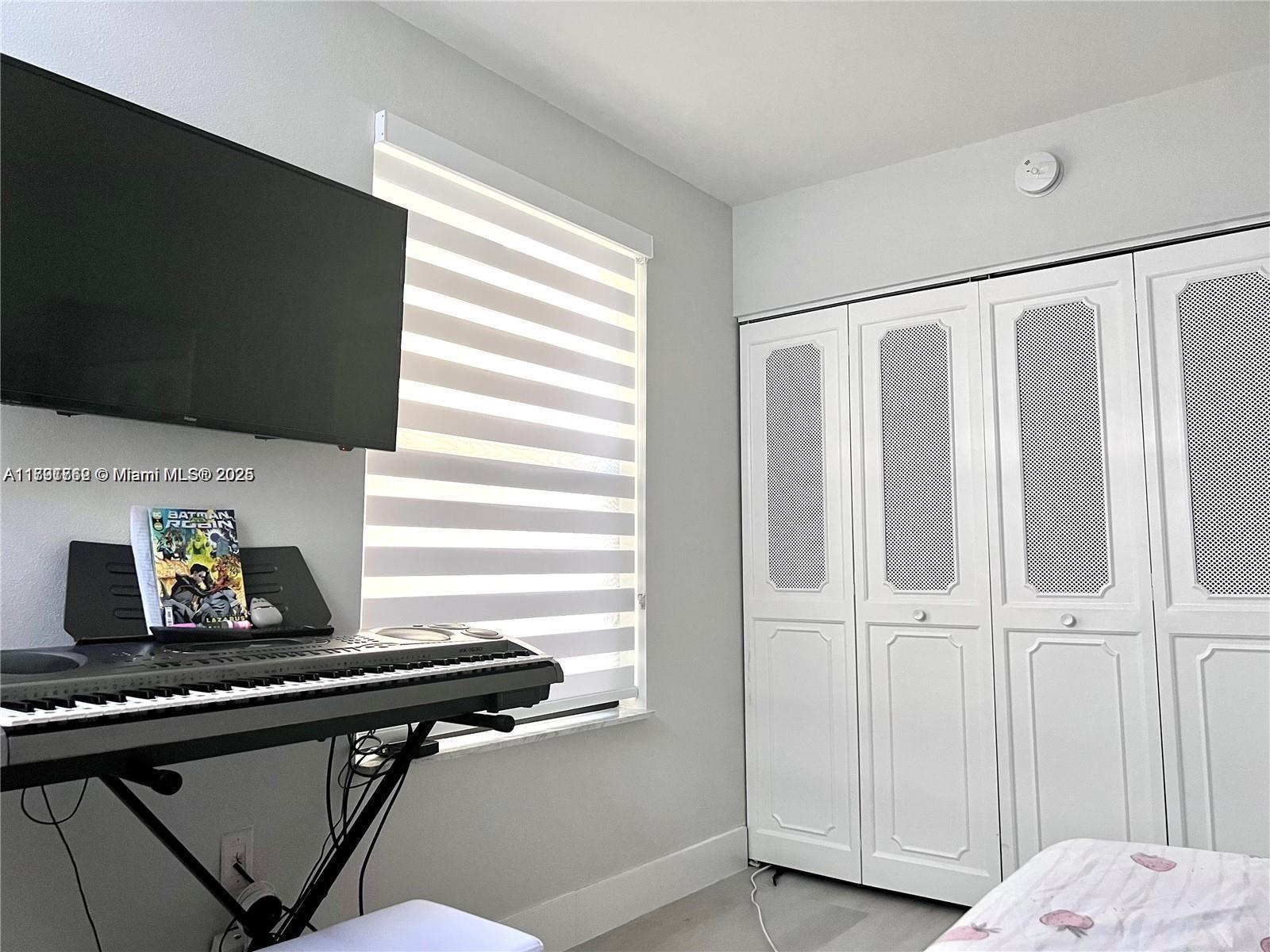 VILLA DORADA CONDO NO 2 - Residential