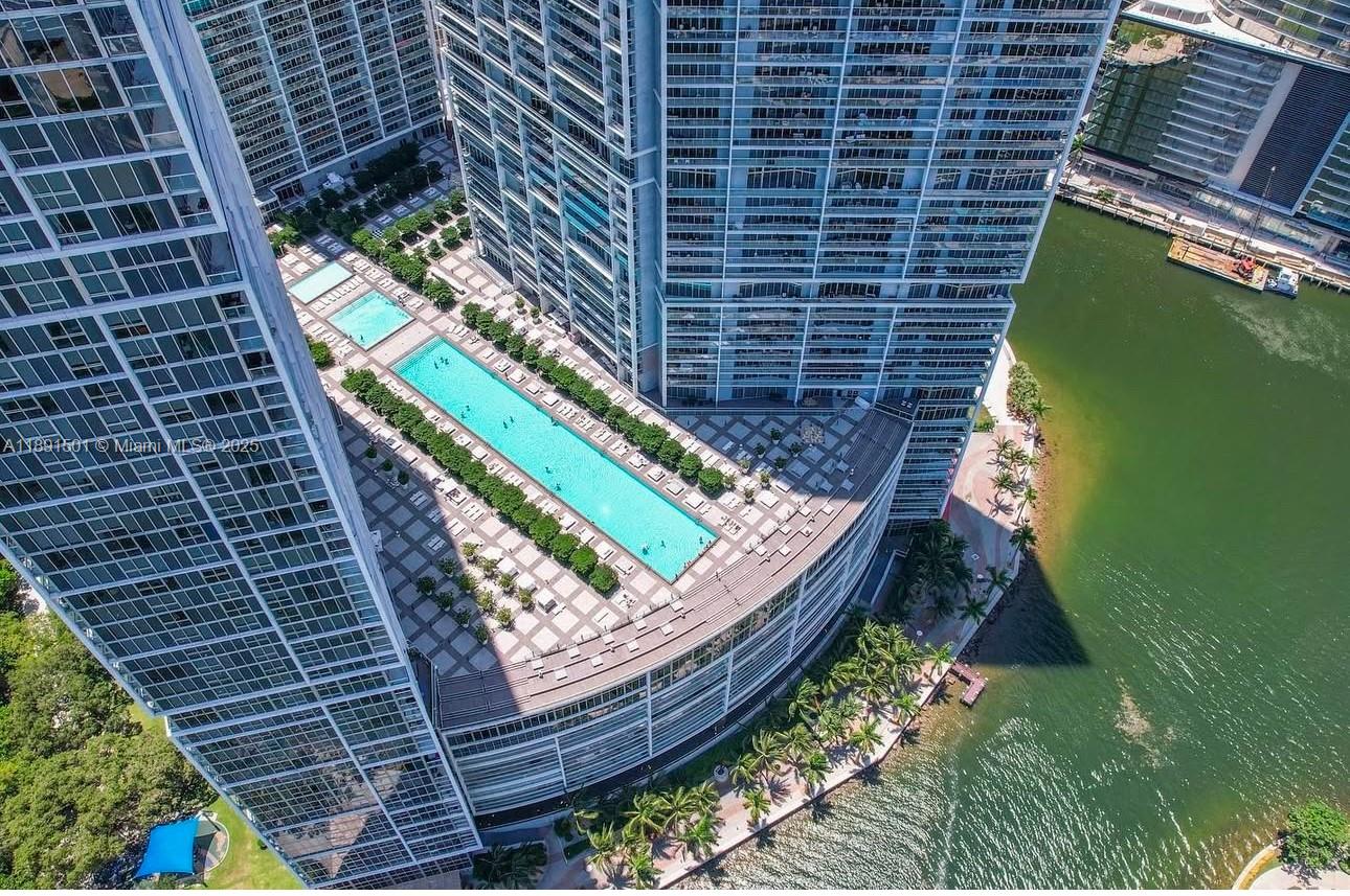 ICON BRICKELL NO TWO - Residential