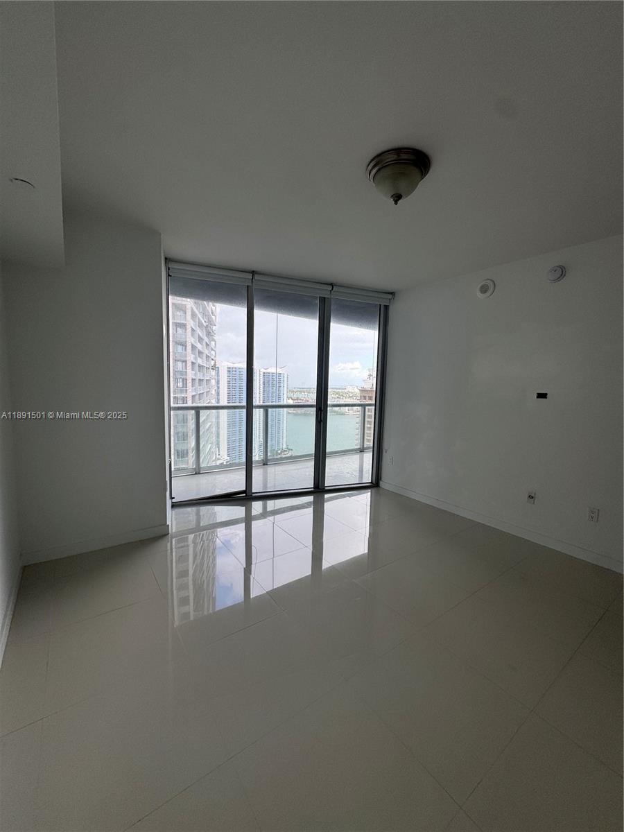 ICON BRICKELL NO TWO - Residential