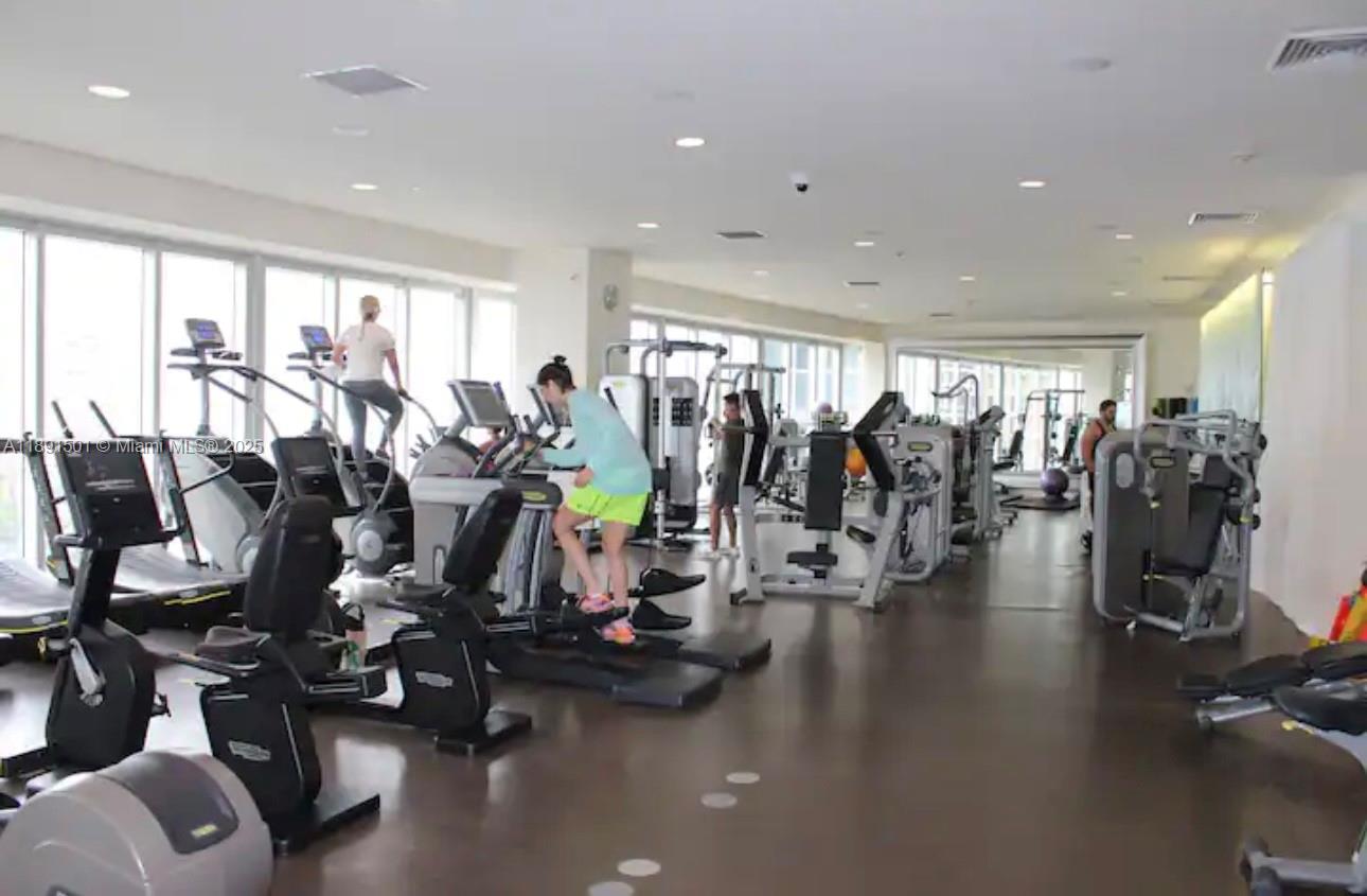 ICON BRICKELL NO TWO - Residential