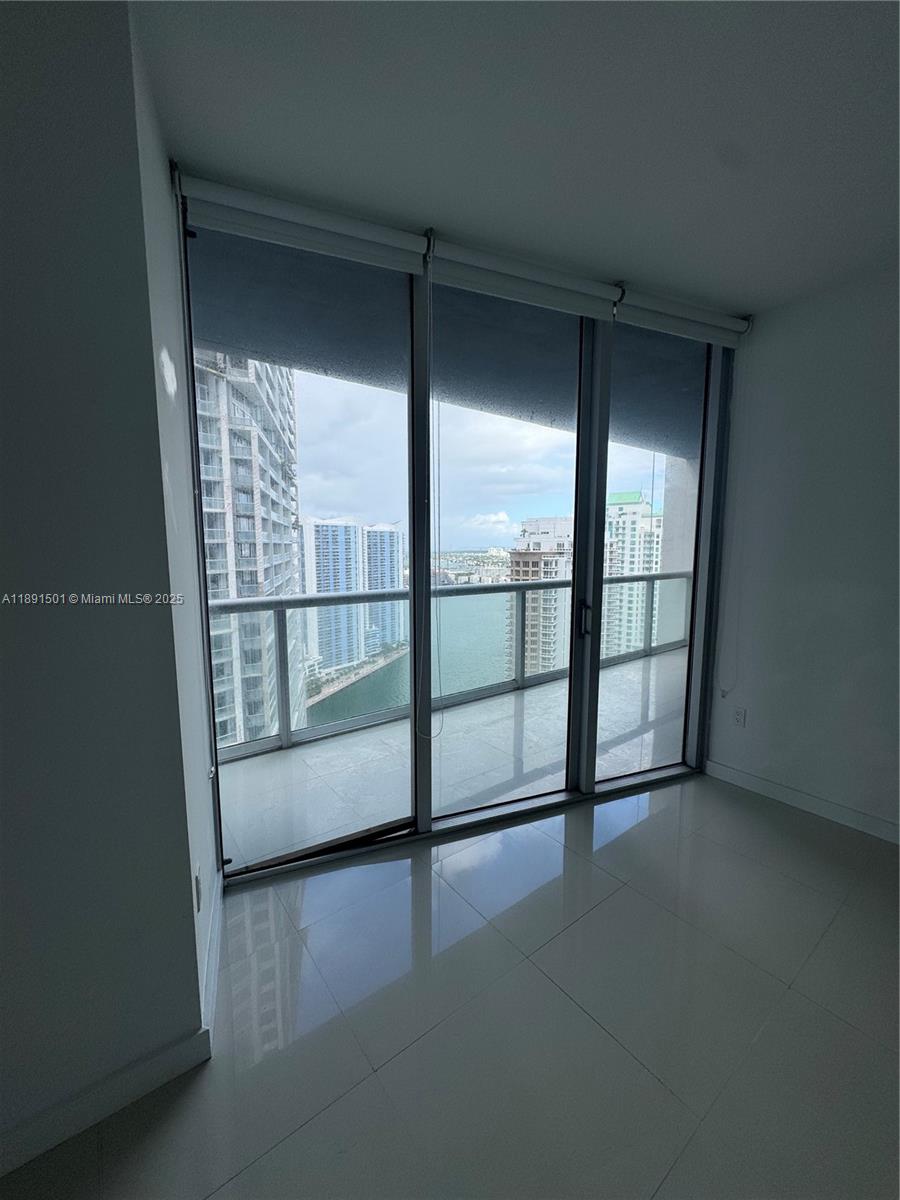 ICON BRICKELL NO TWO - Residential