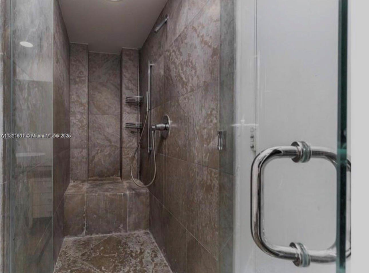 ICON BRICKELL NO TWO - Residential