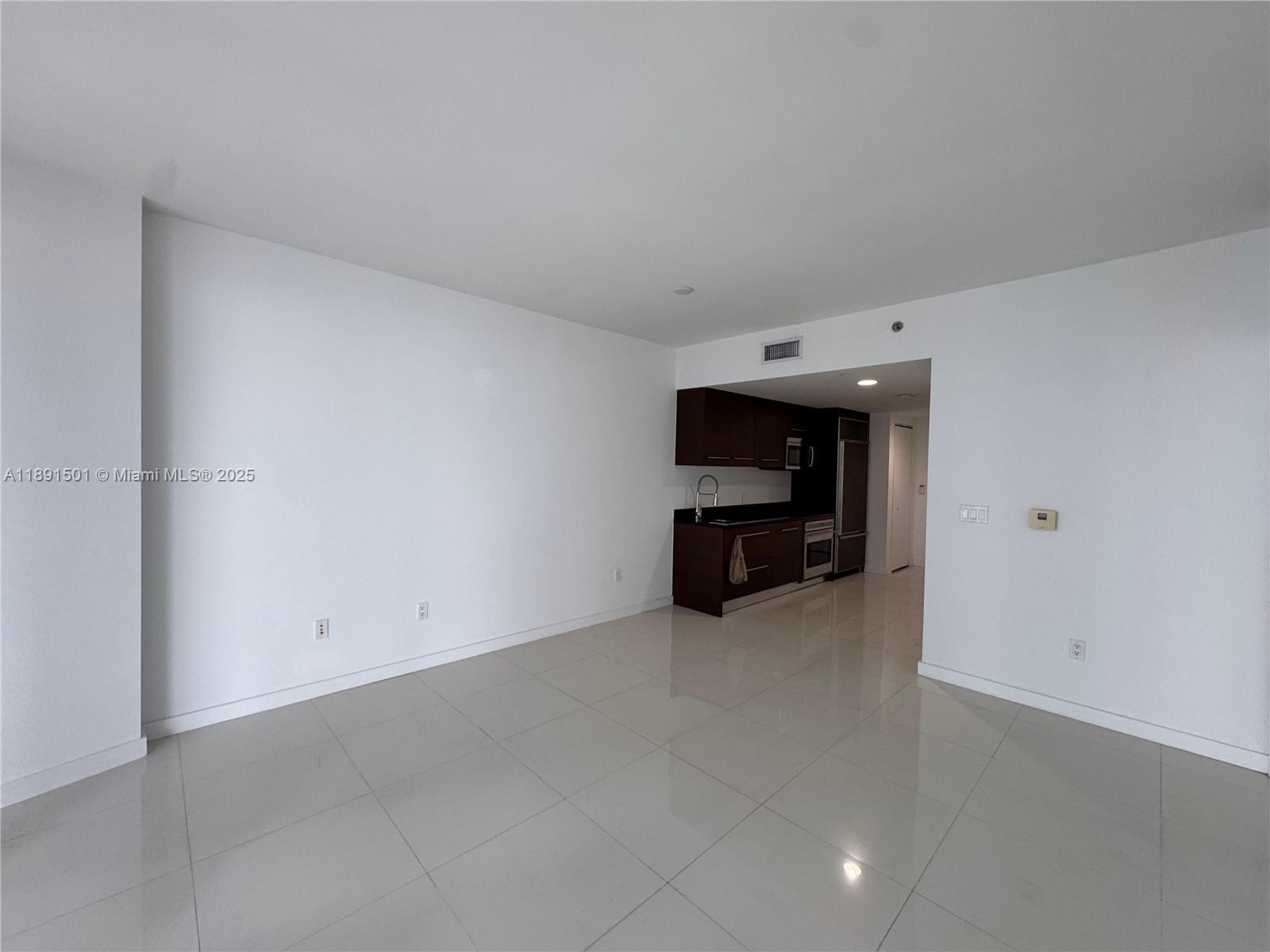 ICON BRICKELL NO TWO - Residential