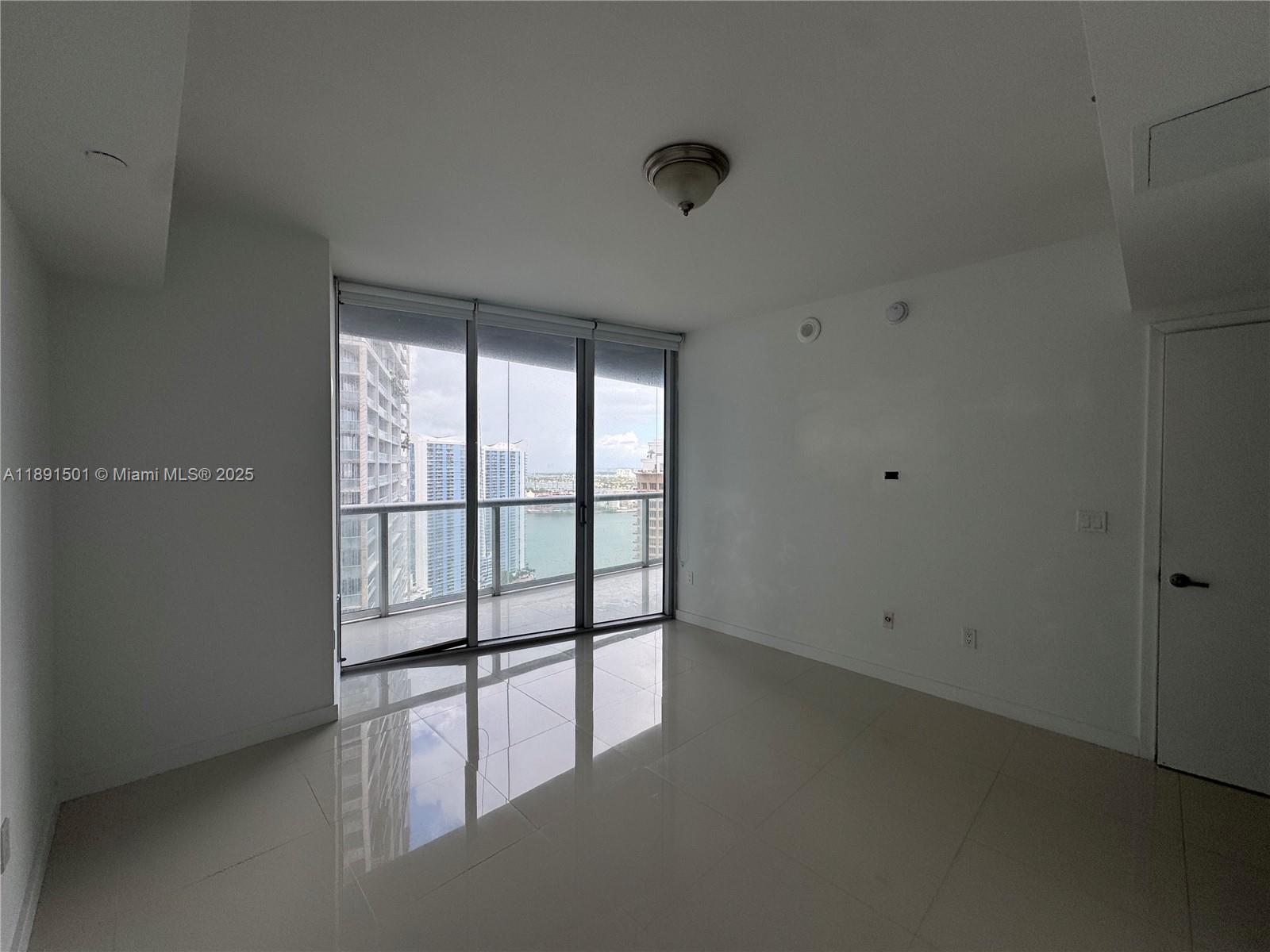 ICON BRICKELL NO TWO - Residential