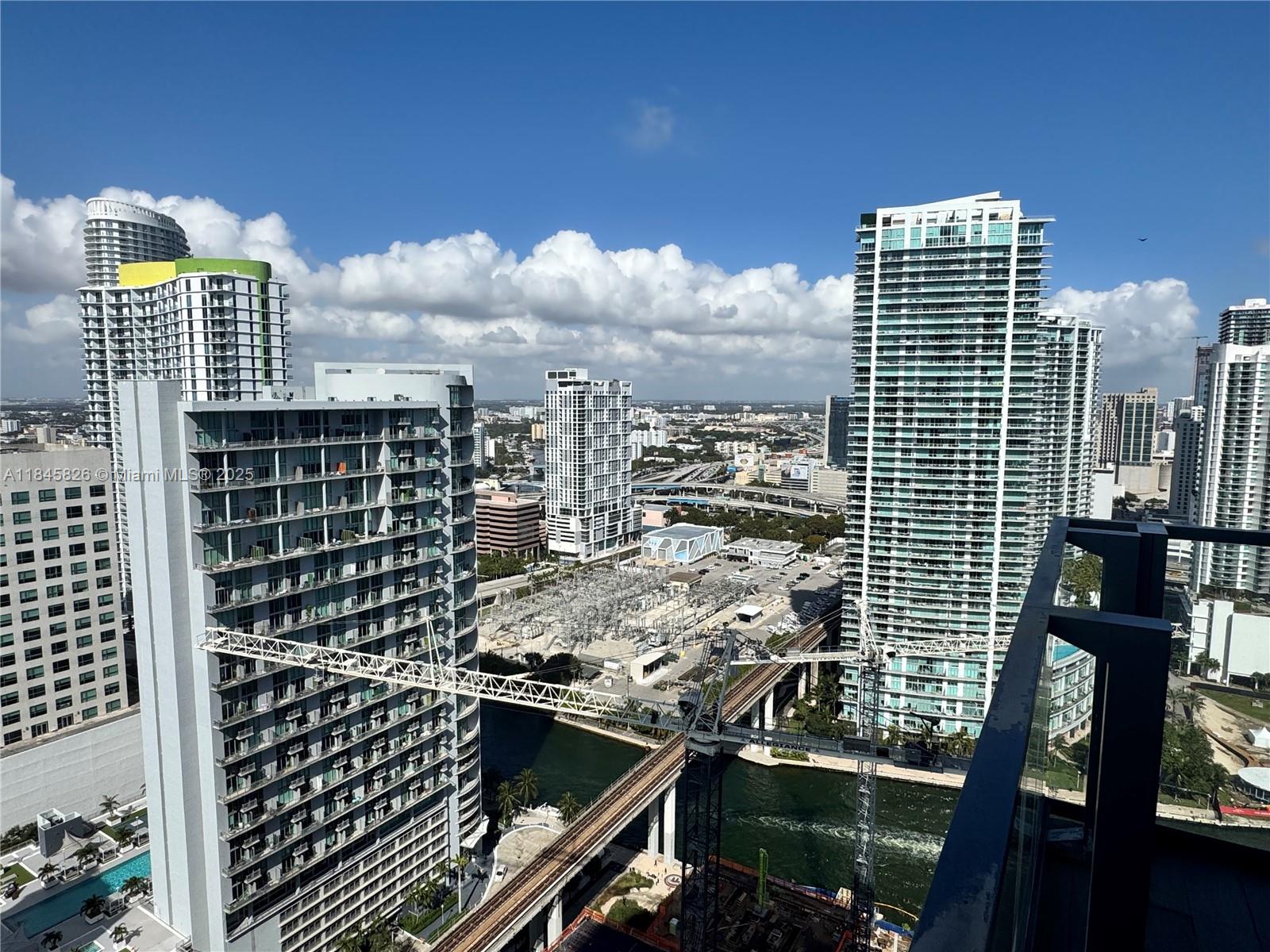 BEST VIEW CORNER IN THE ENTIRE BUILDING, 3Bd/3.5 bath, Huge wrap around balcony (300 Sq.ft), AMAZING VIEWS!!! Motor window treatments, built in walk-in closets, marble floors, Bosh appliances, wine cooler; Incredible amenities: Children's Area inside and out, fitness center, Spa, Coffee Shop, BBQ grills, 2 pools, tropical gardens. Sacks fifth Ave and all other stores from Brickell City Center mall just downstairs. Basic cable, internet & water included. Metro Mover station one block away.