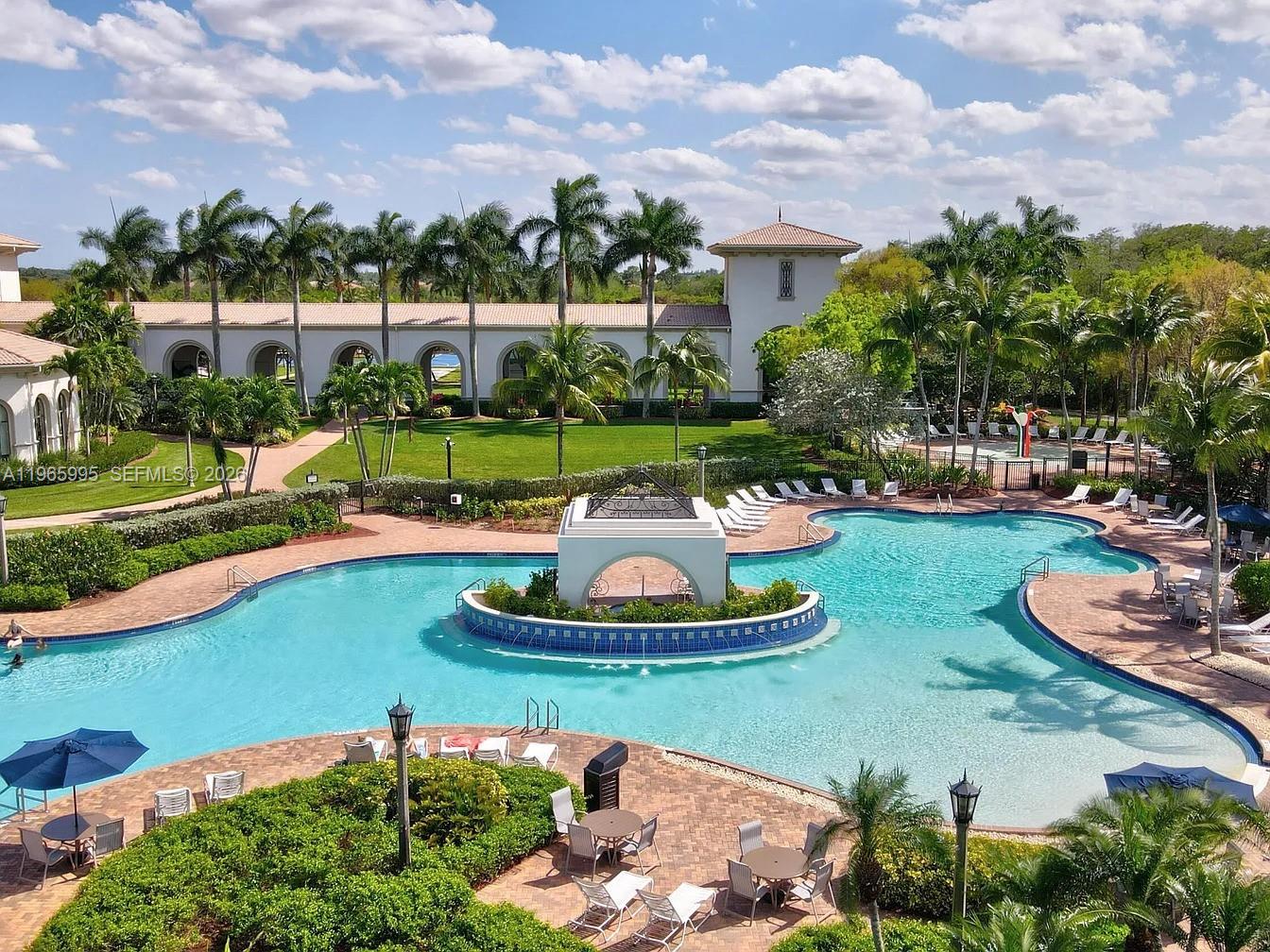 OLYMPIA 2 BLK F REPL - Residential