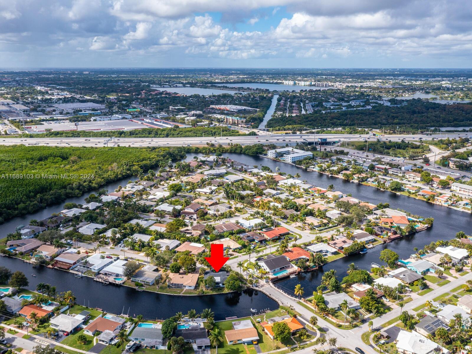 JENADA ISLE - Residential
