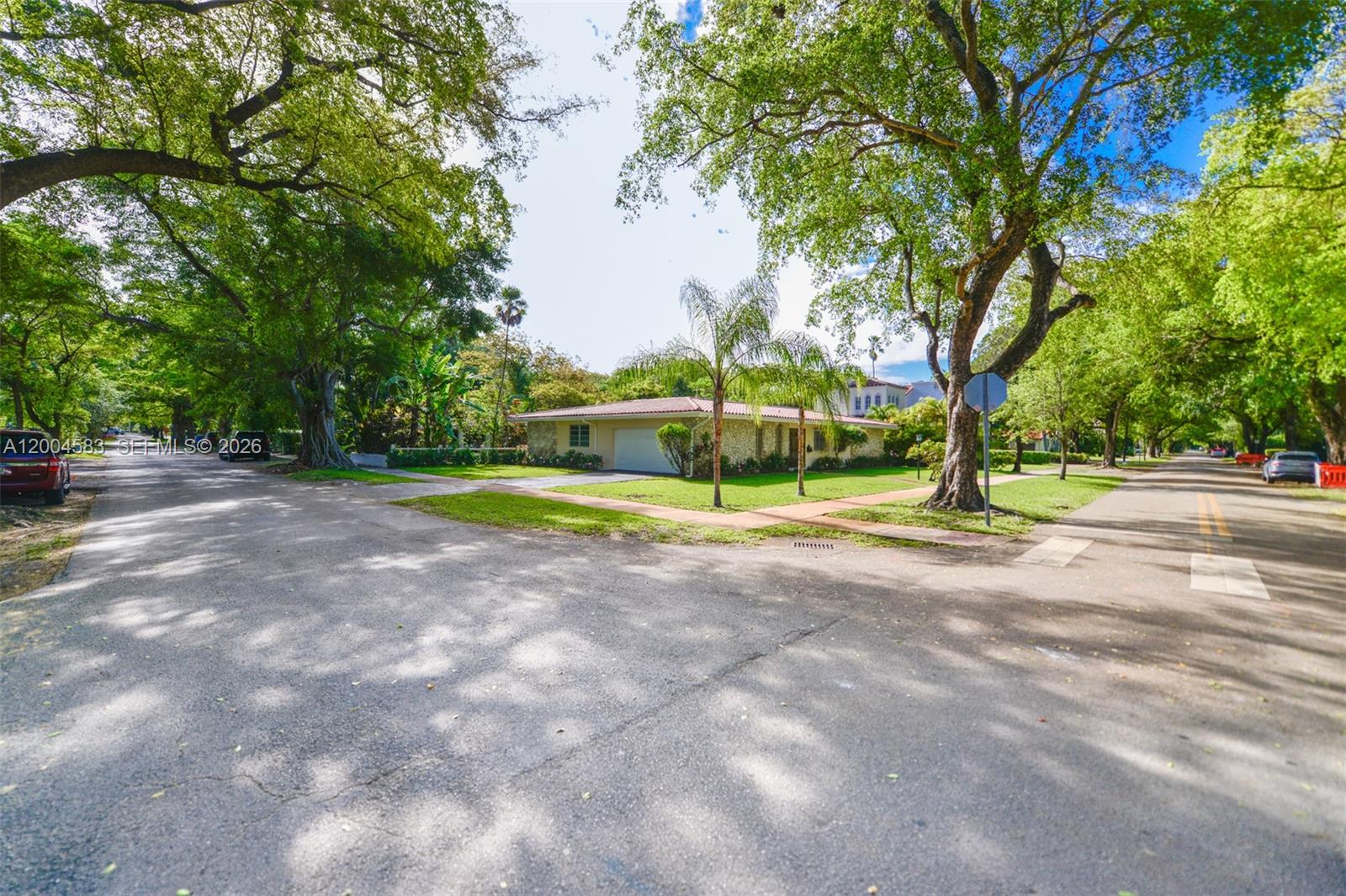 CORAL GABLES GRANADA SEC - Residential