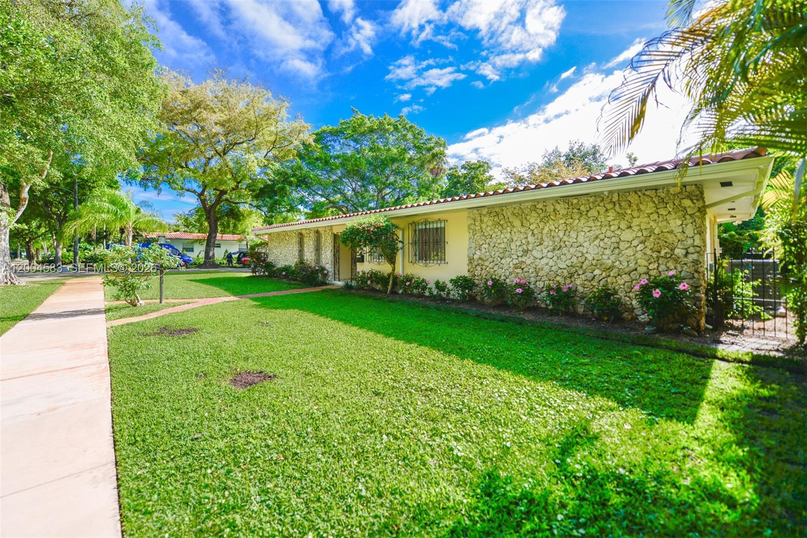 CORAL GABLES GRANADA SEC - Residential