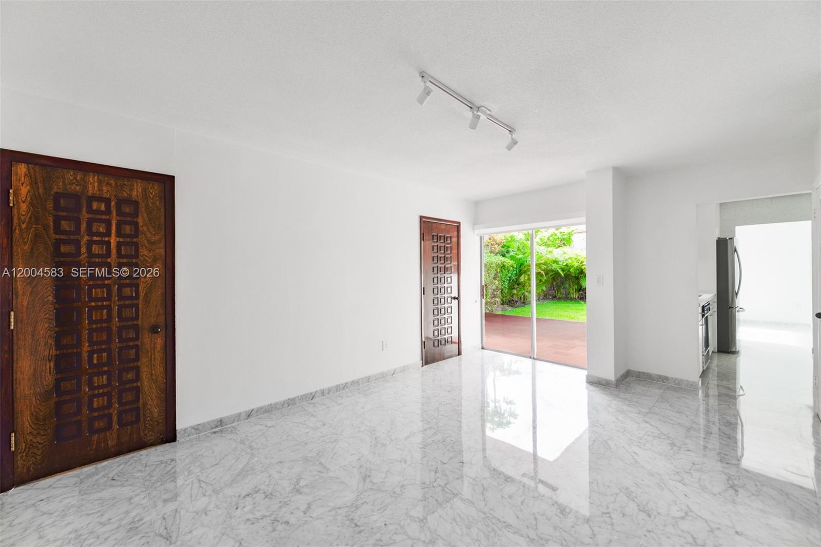 CORAL GABLES GRANADA SEC - Residential