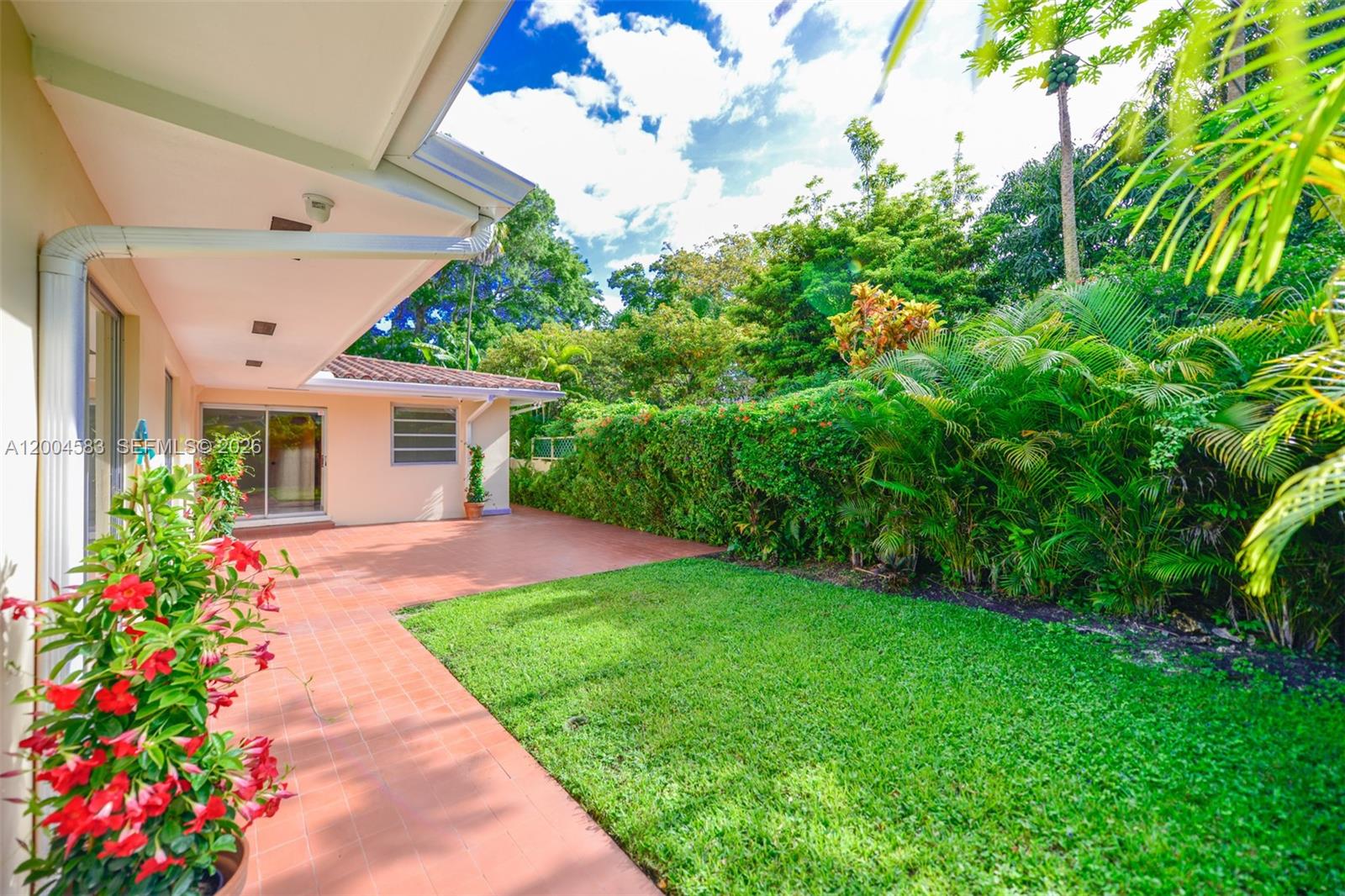 CORAL GABLES GRANADA SEC - Residential