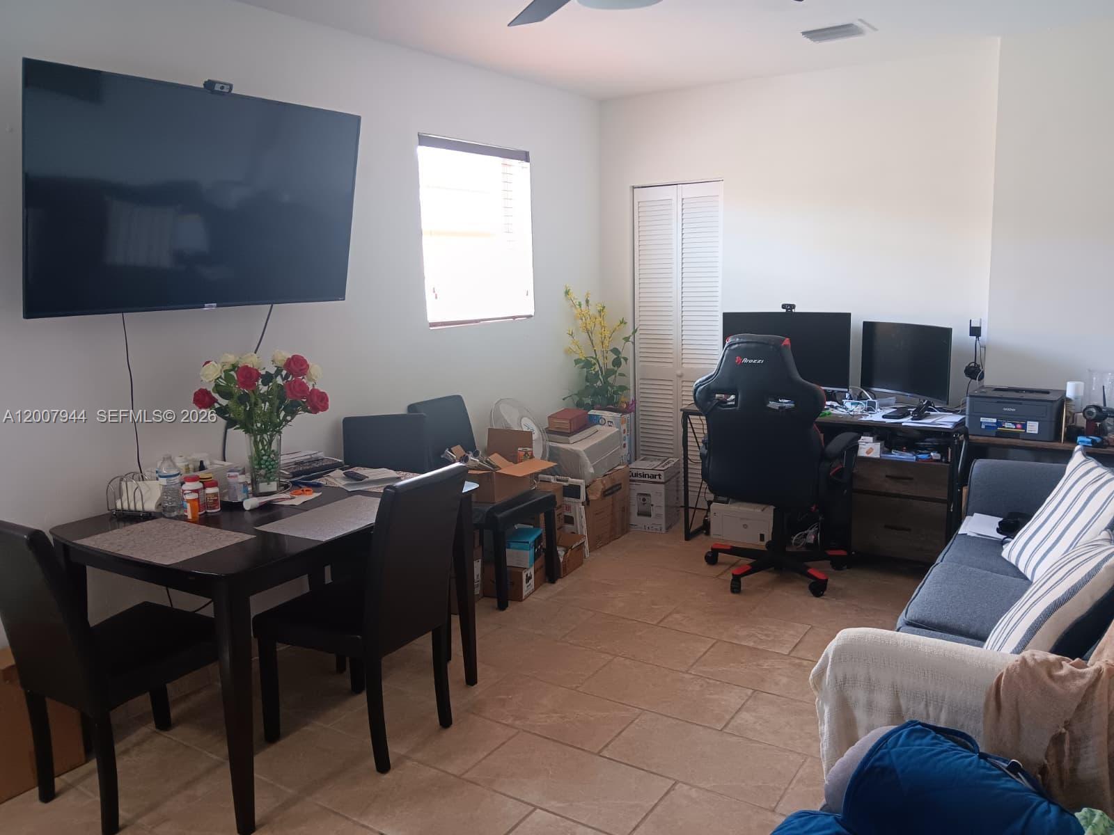 FLAMINGO PARK - Residential