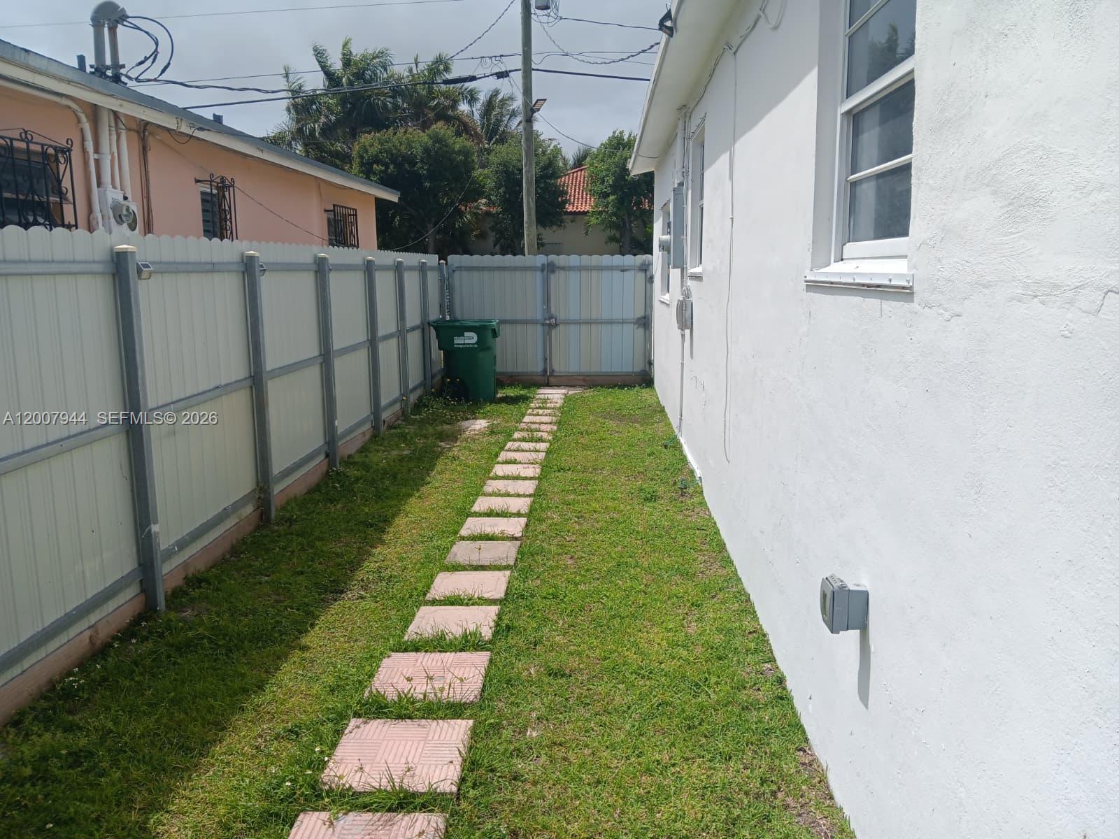 FLAMINGO PARK - Residential