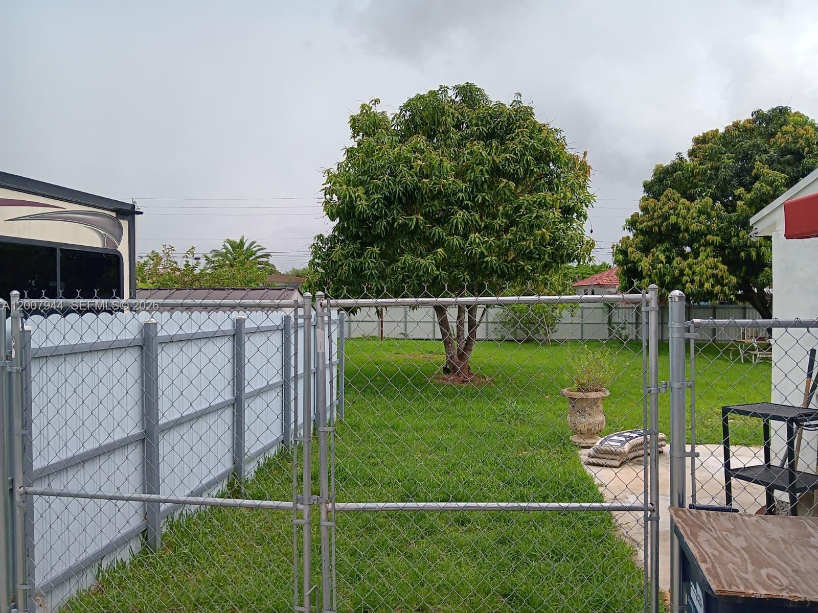 FLAMINGO PARK - Residential