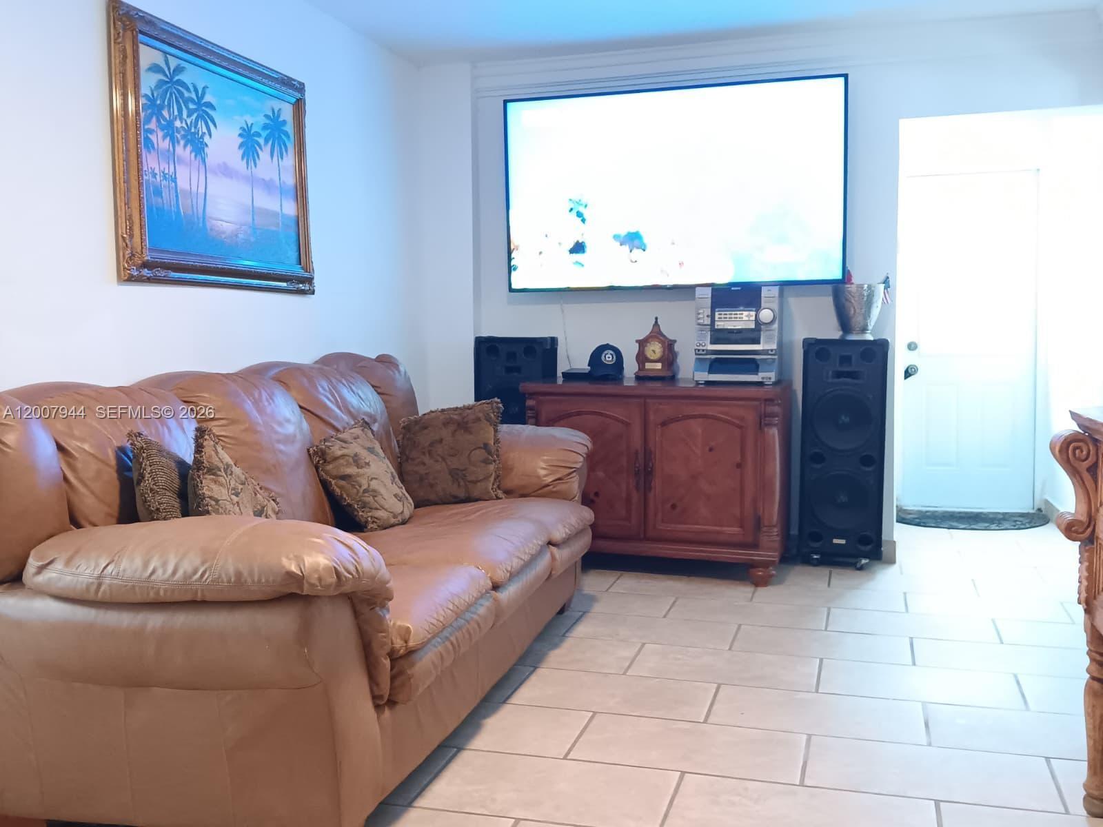 FLAMINGO PARK - Residential