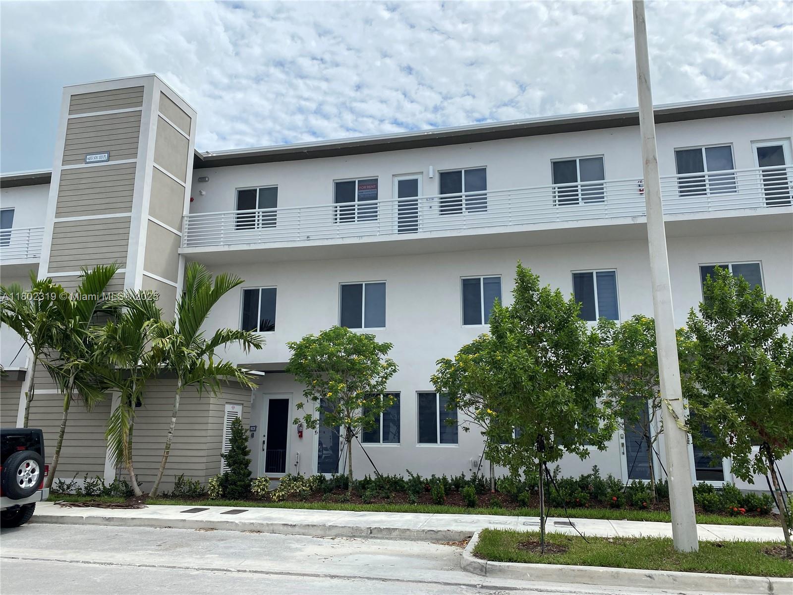 Rental Property at 6455 Nw 103rd Pl 303, Doral, Miami-Dade County, Florida - Bedrooms: 3 
Bathrooms: 2  - $3,200 MO.