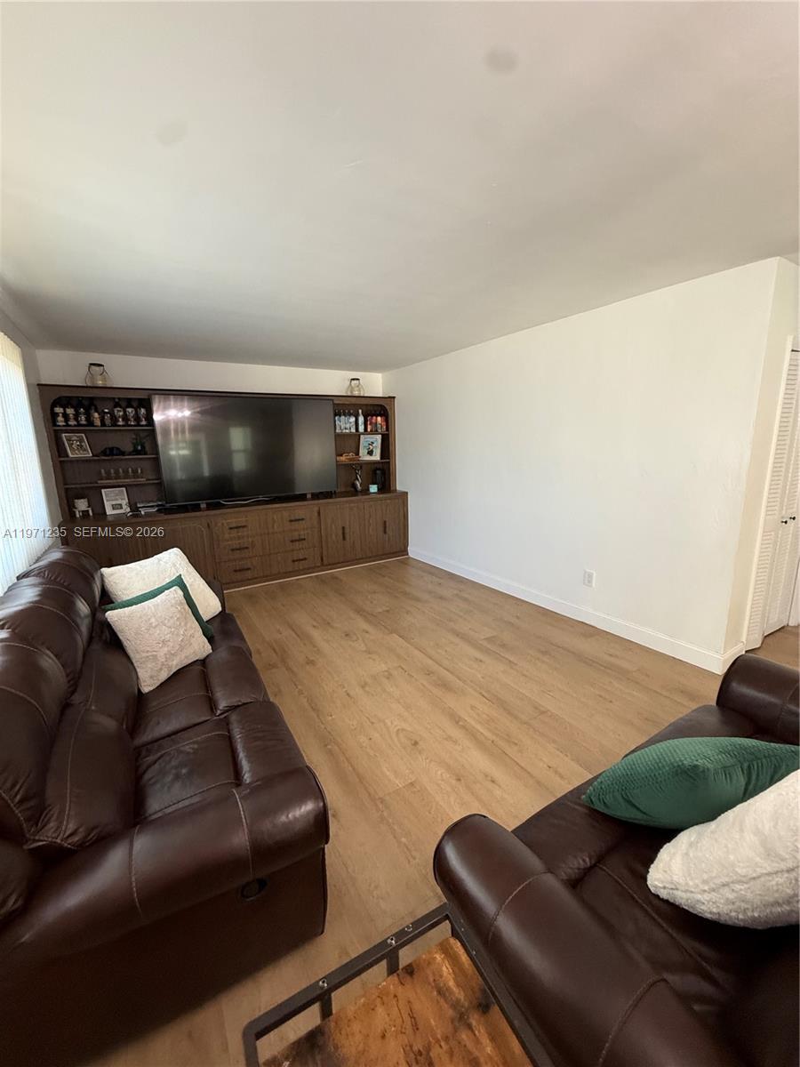 EDGEFIELD 1ST SEC - Residential