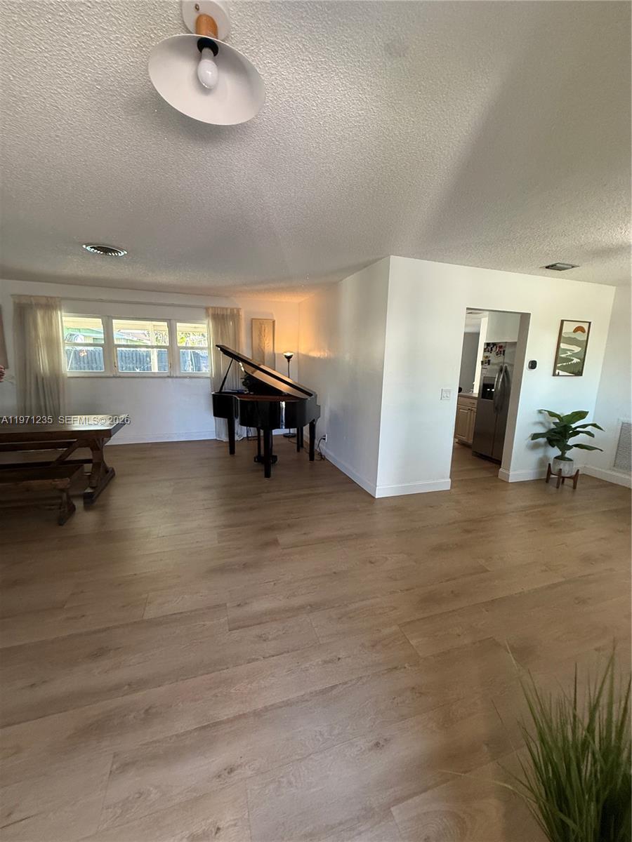 EDGEFIELD 1ST SEC - Residential