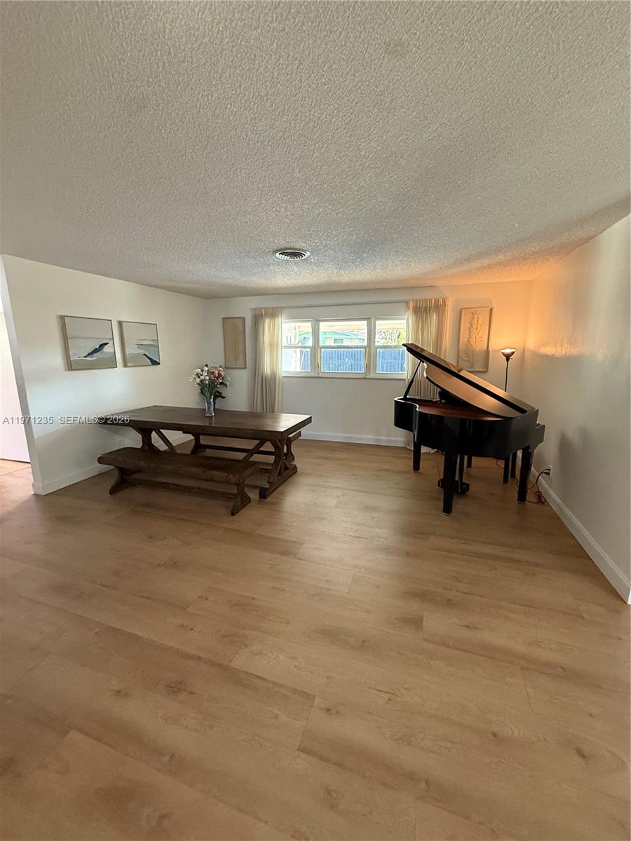 EDGEFIELD 1ST SEC - Residential