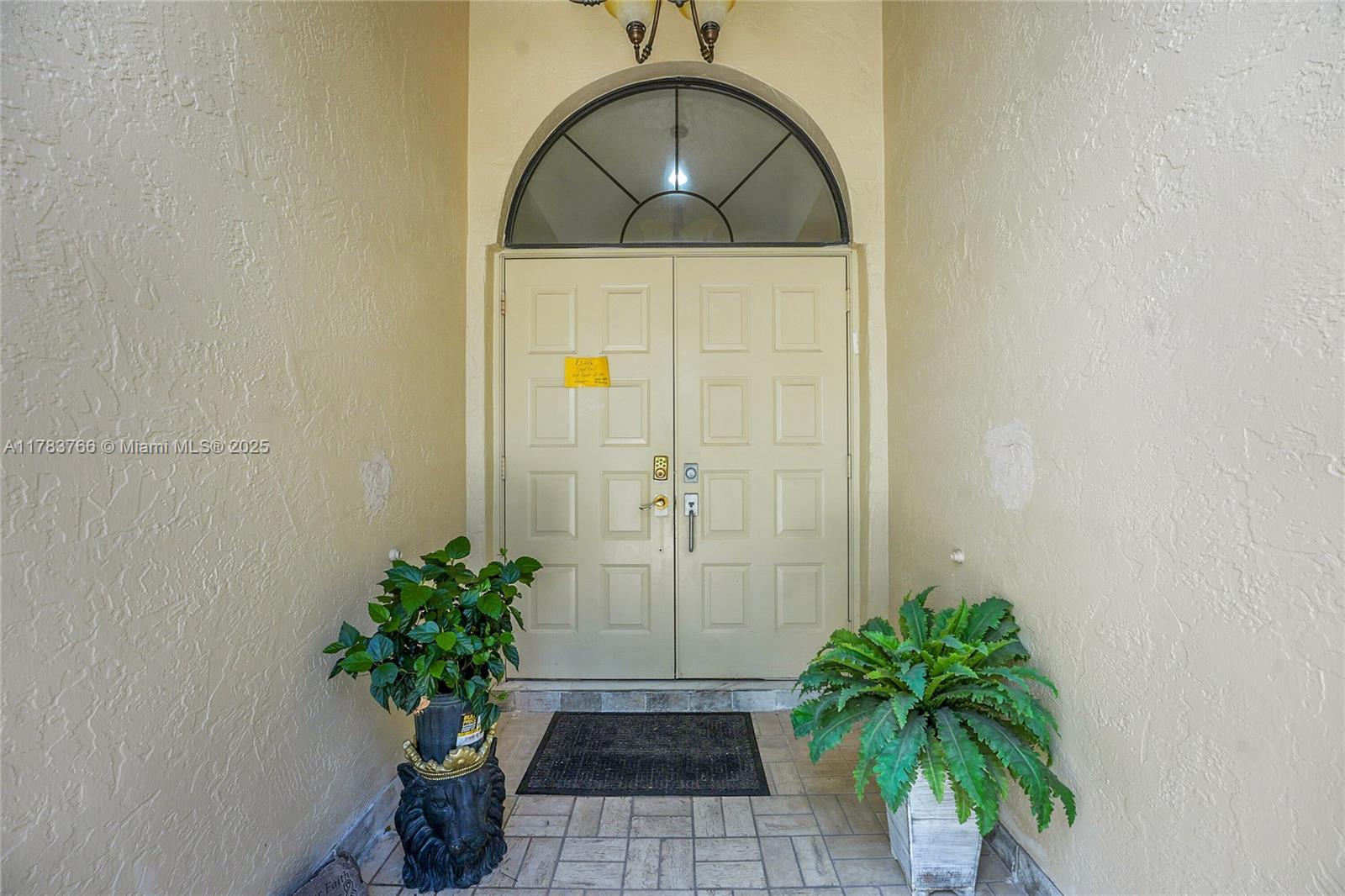 5416 San Roma Cir