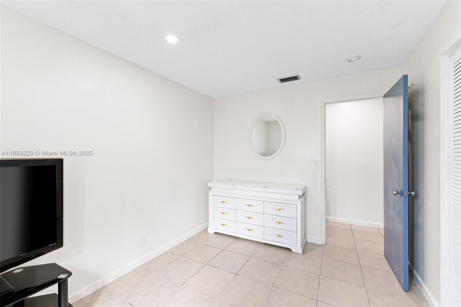 TAMARIND PARK - Residential Lease