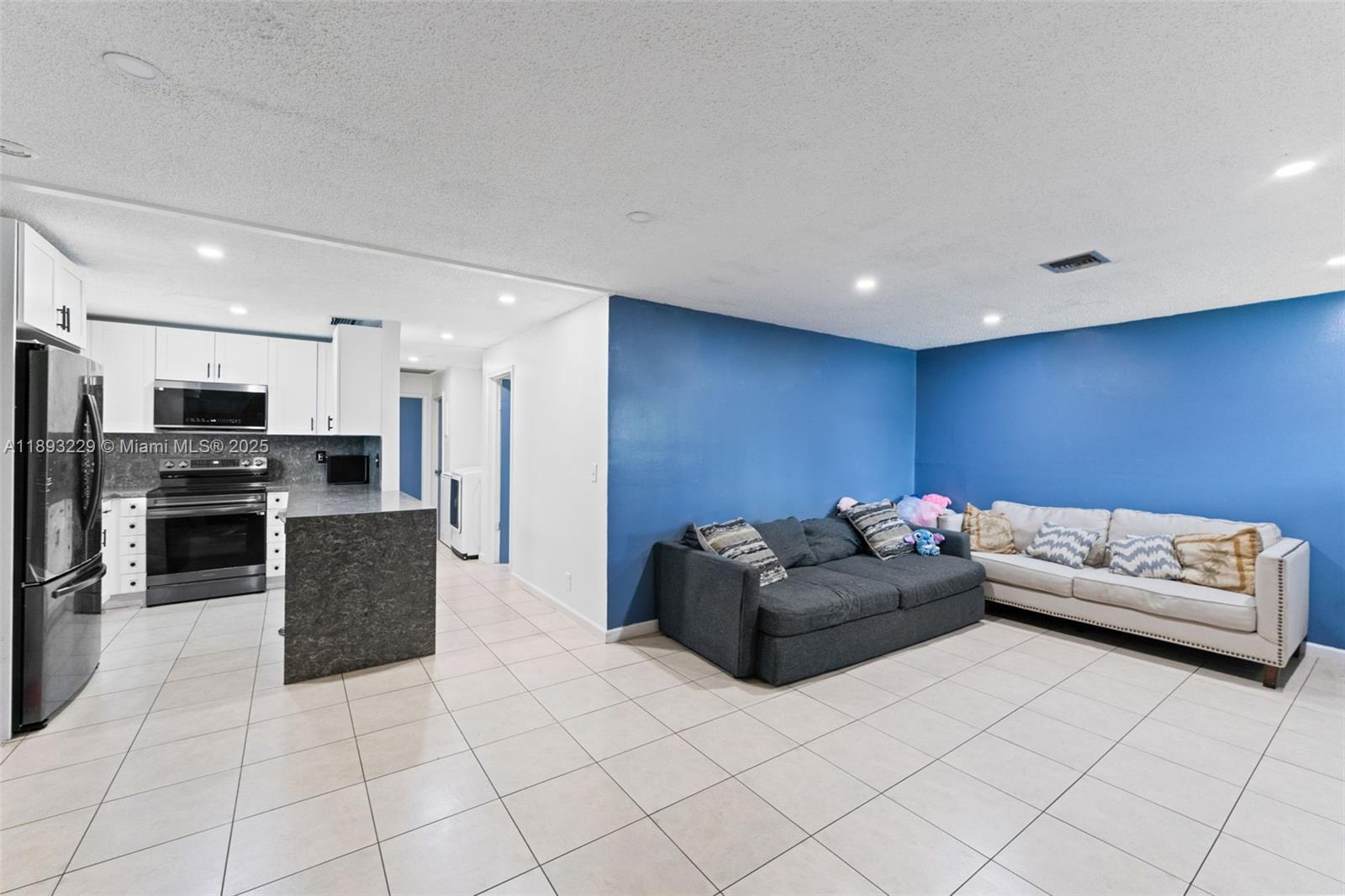 TAMARIND PARK - Residential Lease