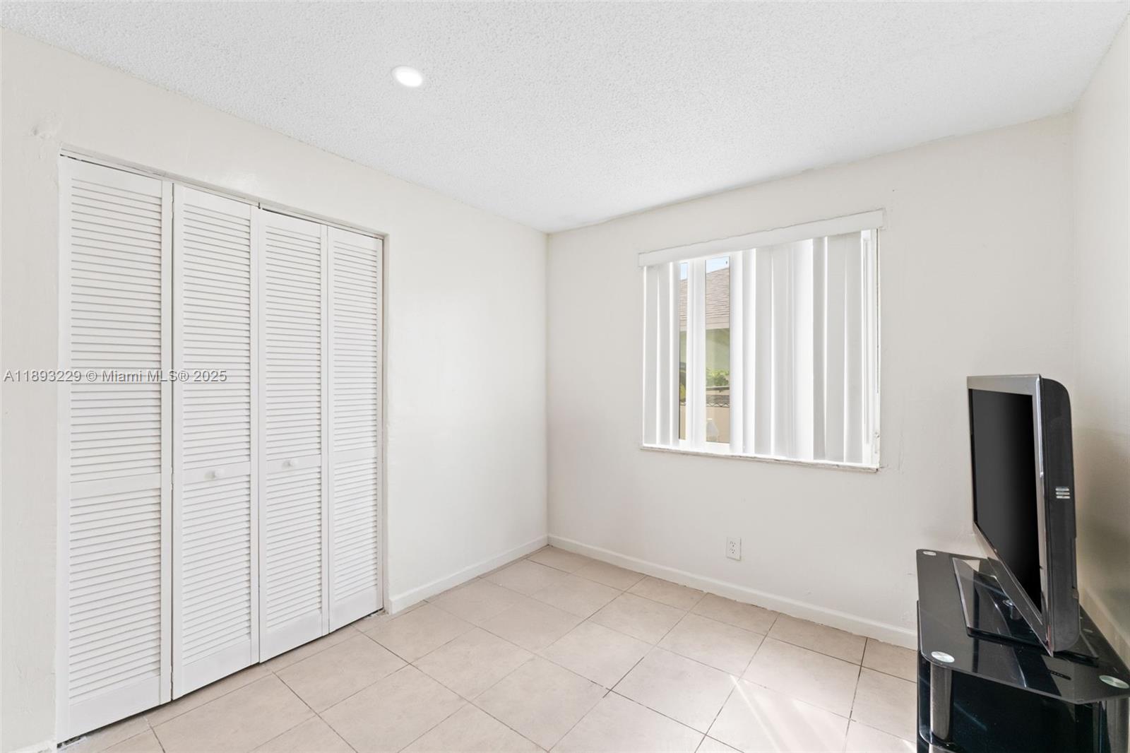 TAMARIND PARK - Residential Lease