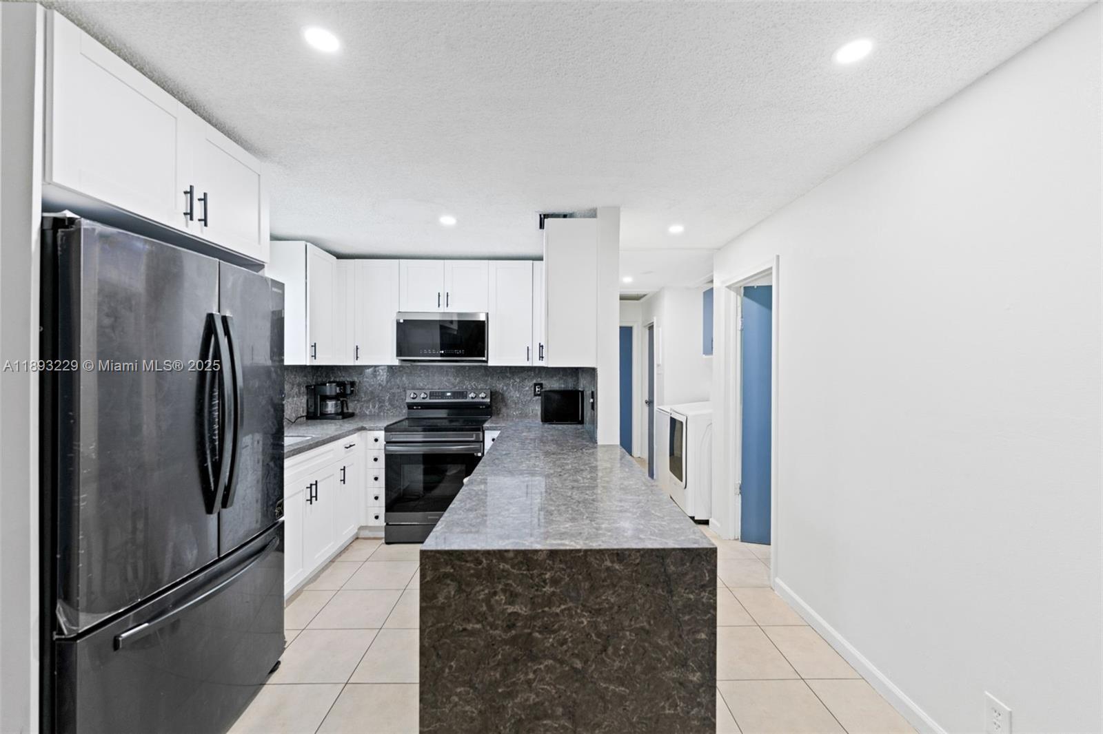 TAMARIND PARK - Residential Lease