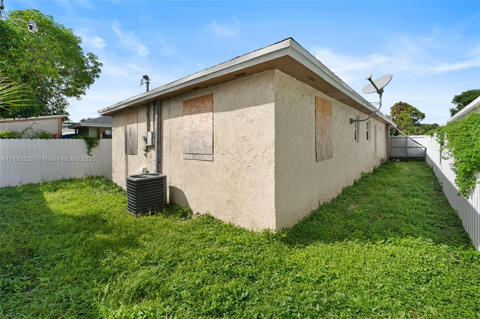 TAMARIND PARK - Residential Lease
